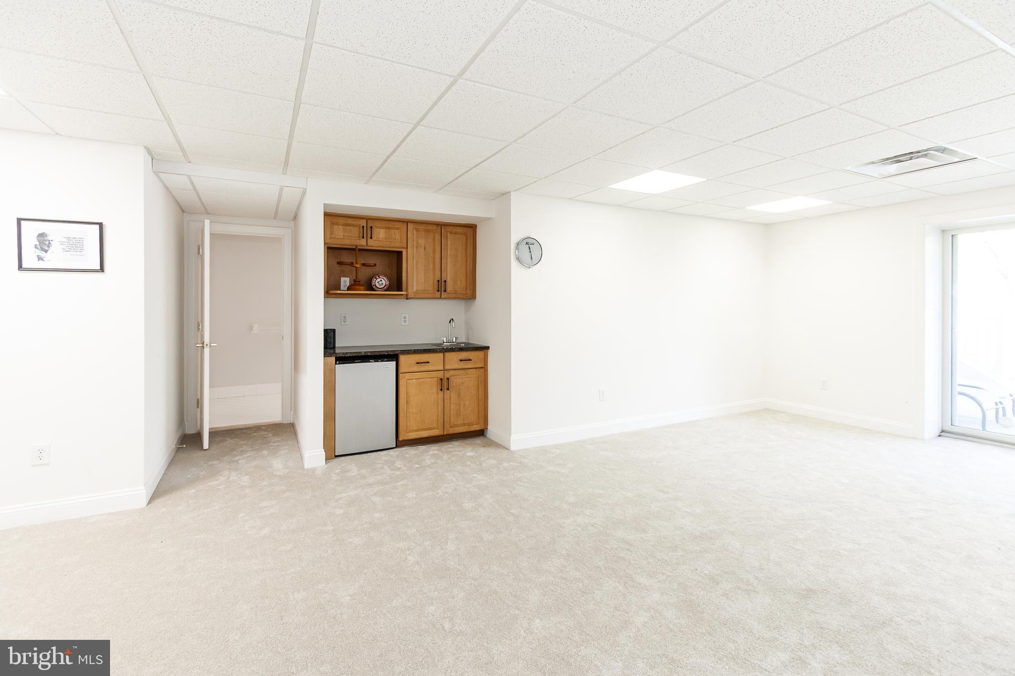 MEADOW BROOK - Residential