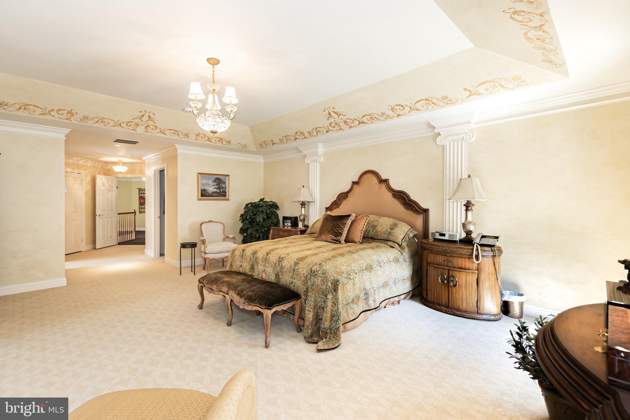 MEADOW BROOK - Residential