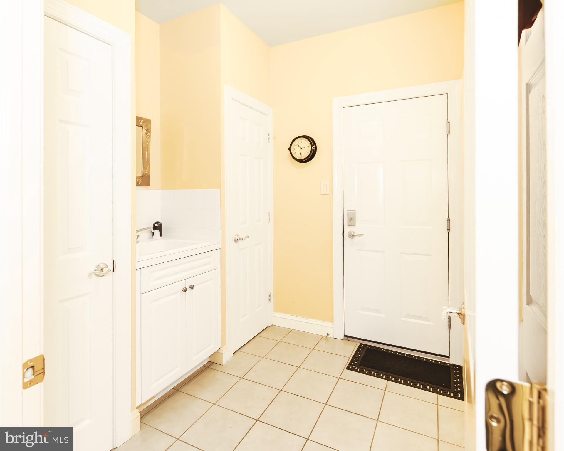 MEADOW BROOK - Residential