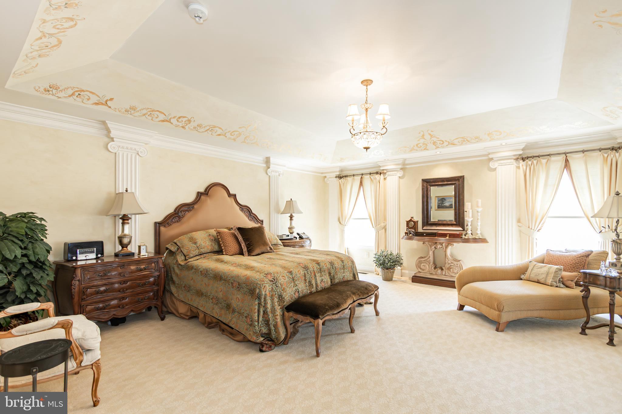 MEADOW BROOK - Residential