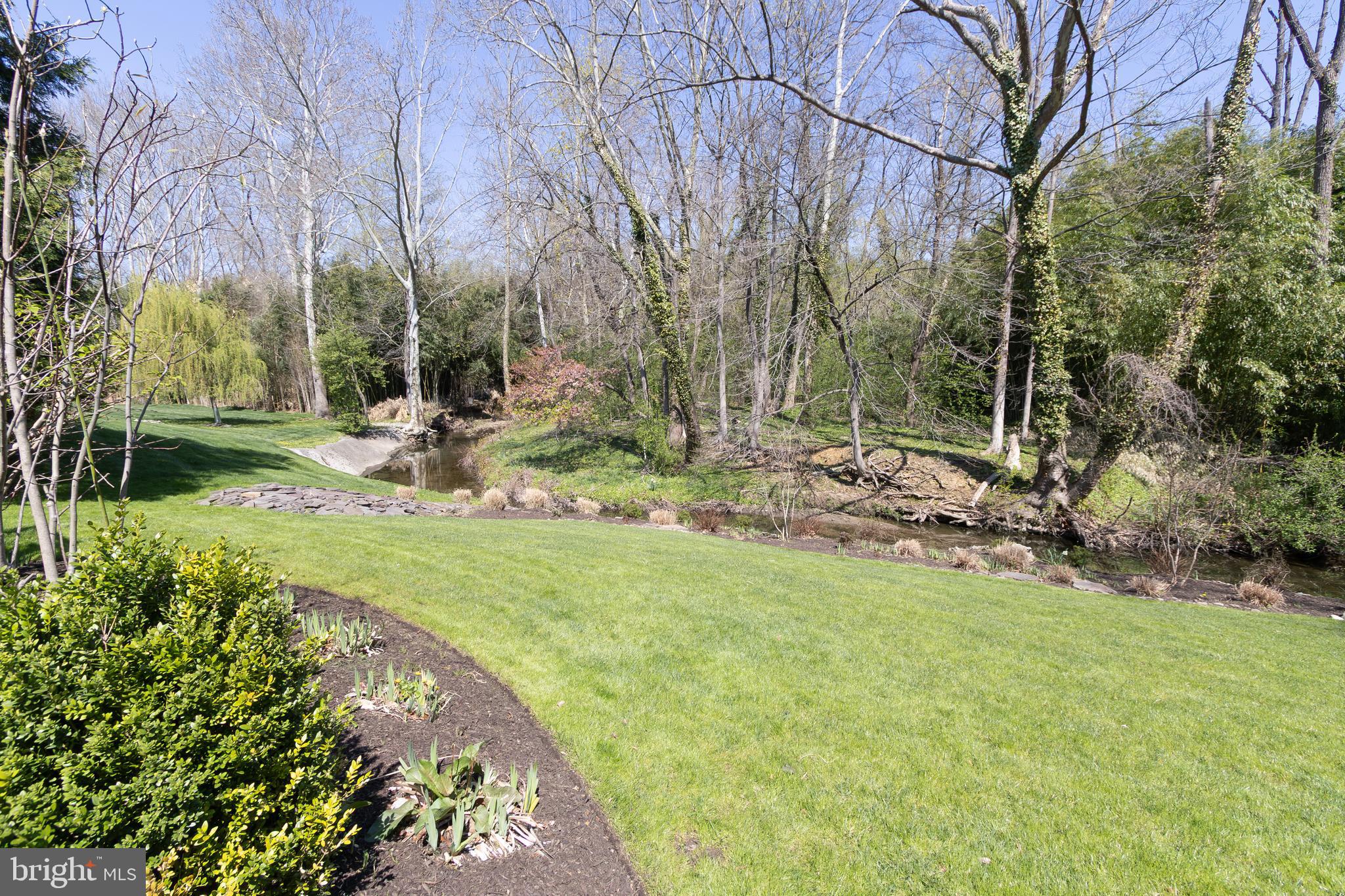 MEADOW BROOK - Residential