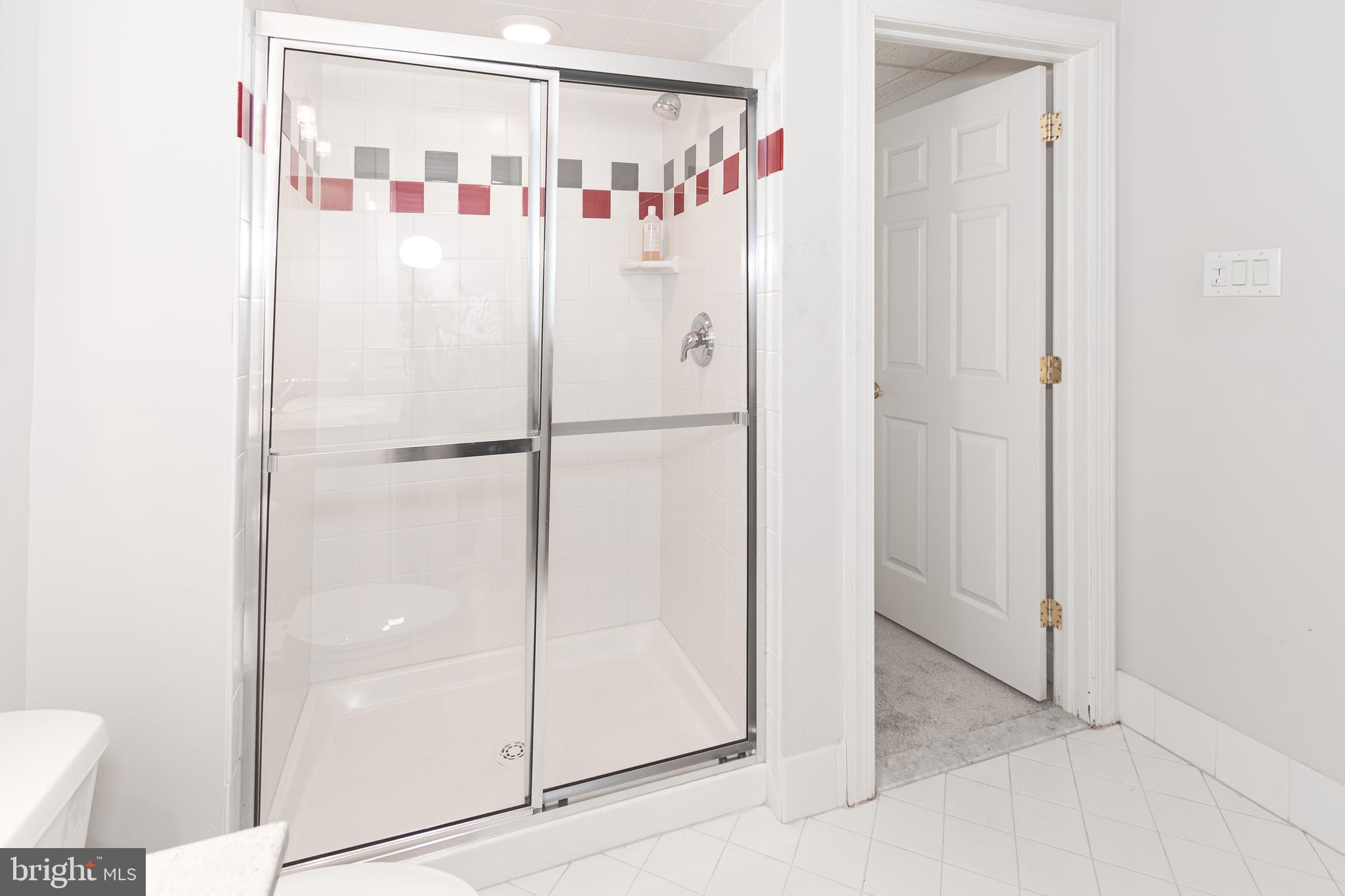 MEADOW BROOK - Residential