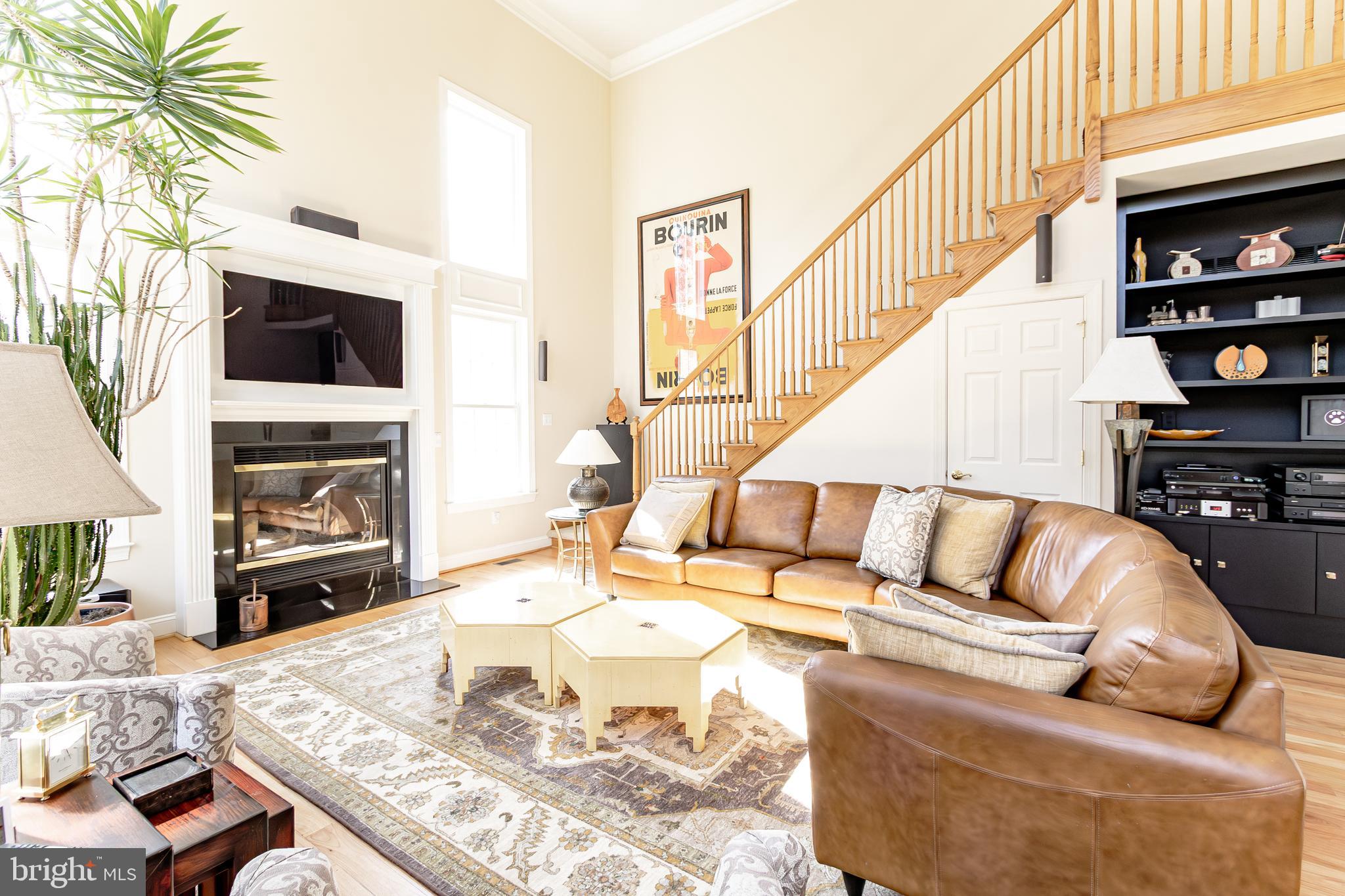 MEADOW BROOK - Residential