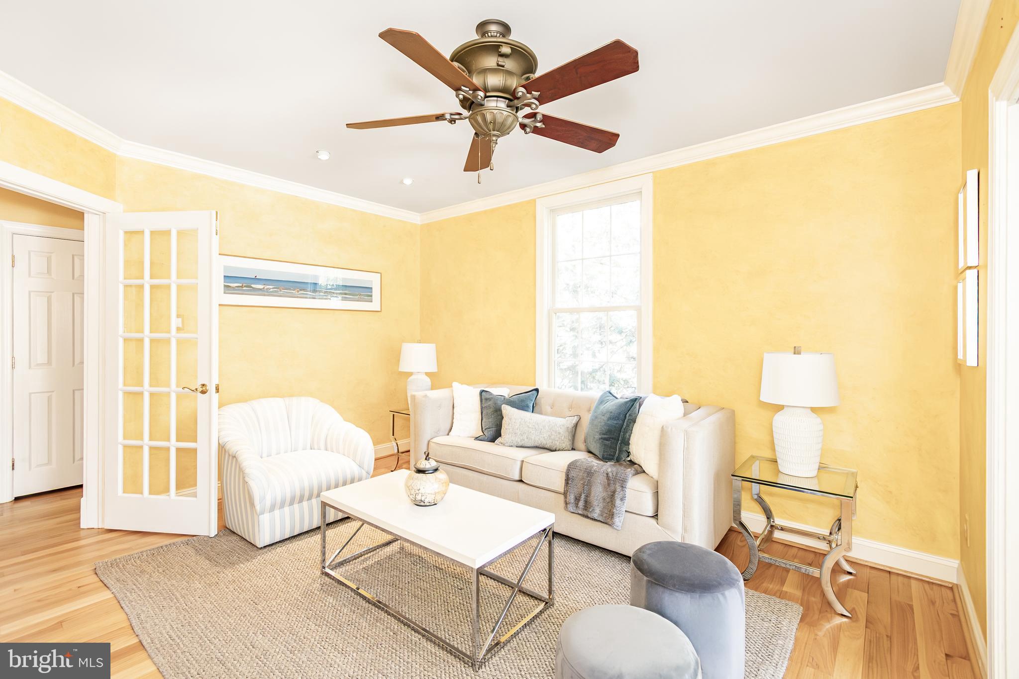 MEADOW BROOK - Residential