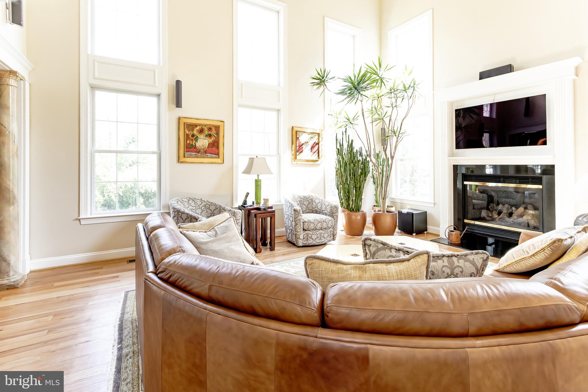 MEADOW BROOK - Residential