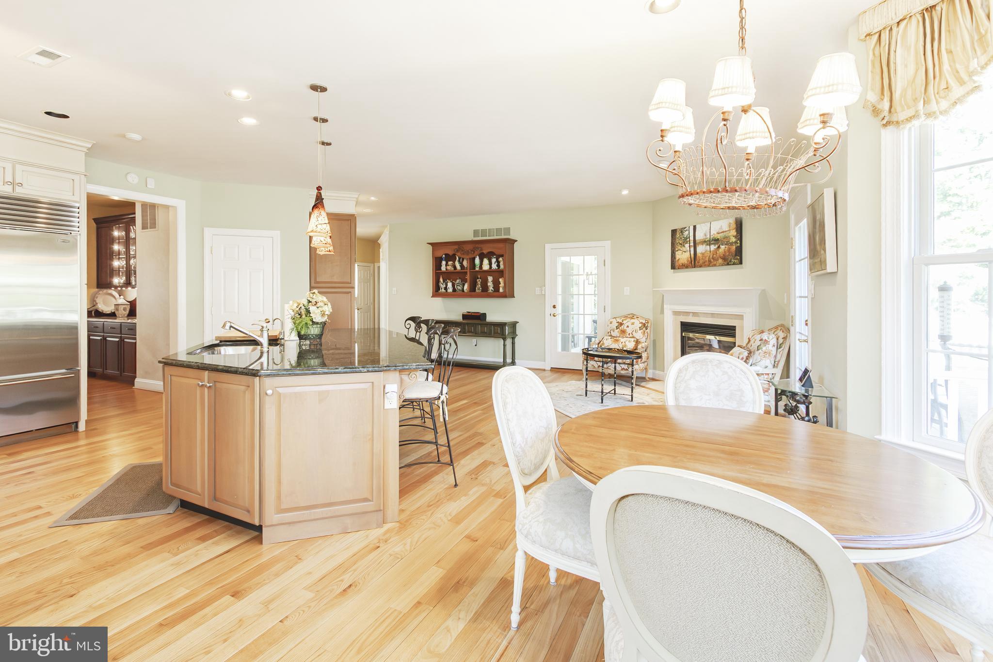 MEADOW BROOK - Residential