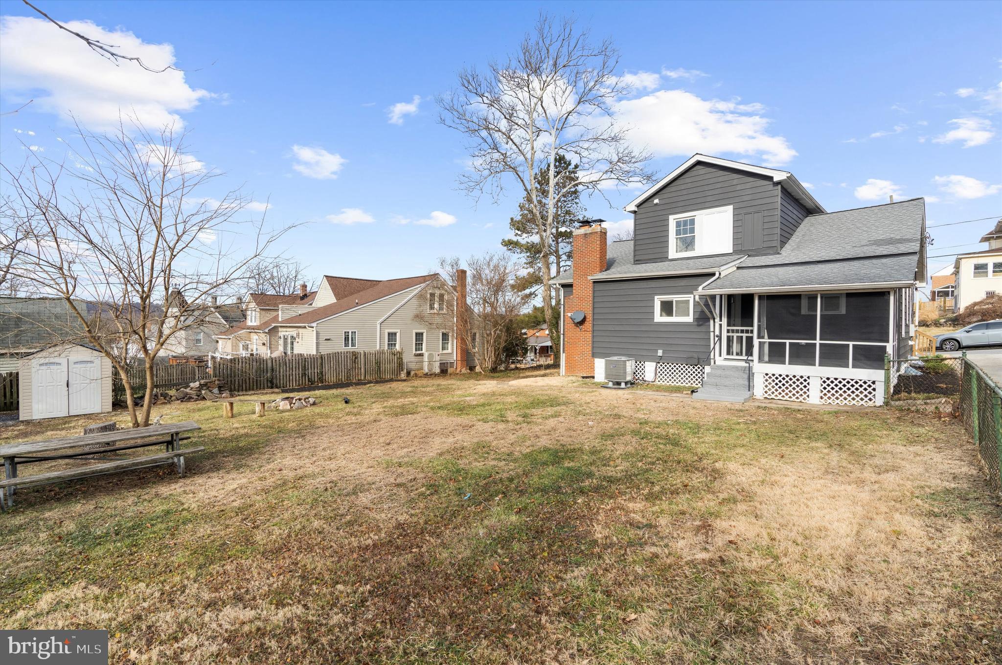 HALETHORPE - Residential