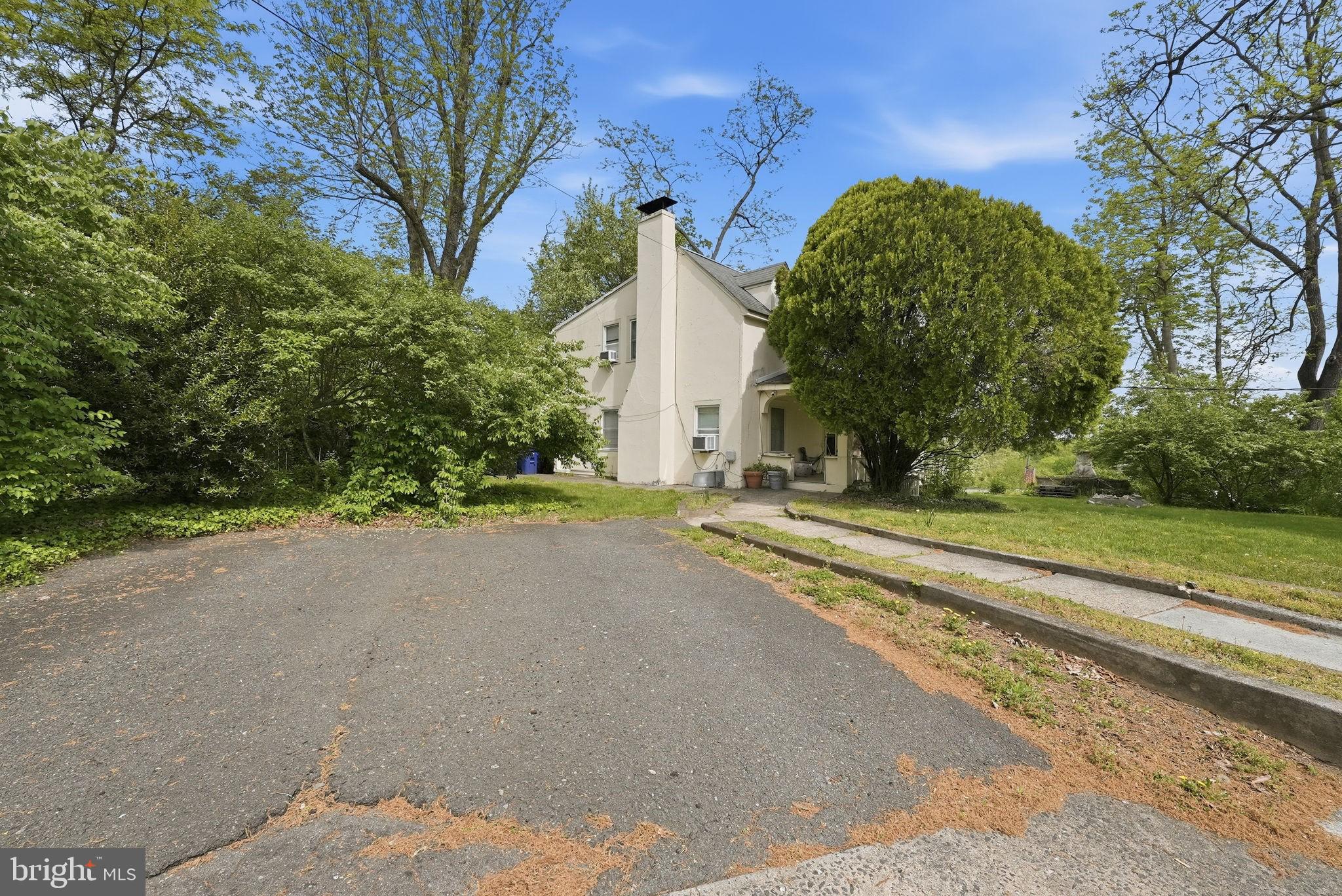 ARLINGWOOD - Residential