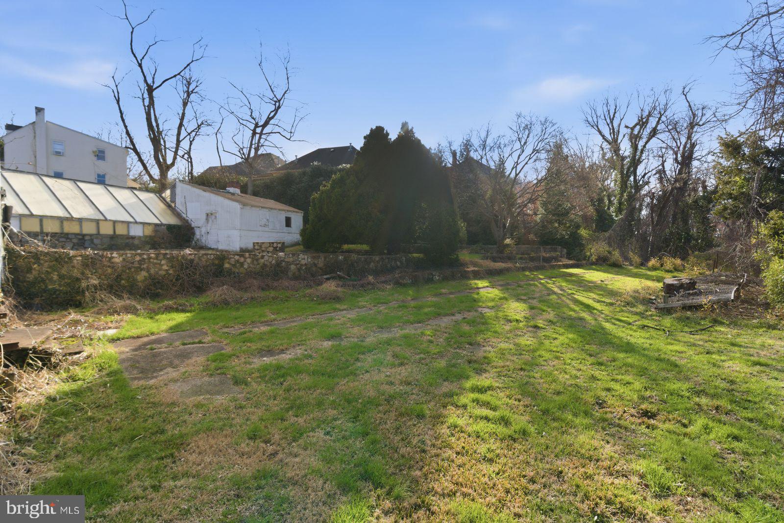 ARLINGWOOD - Residential