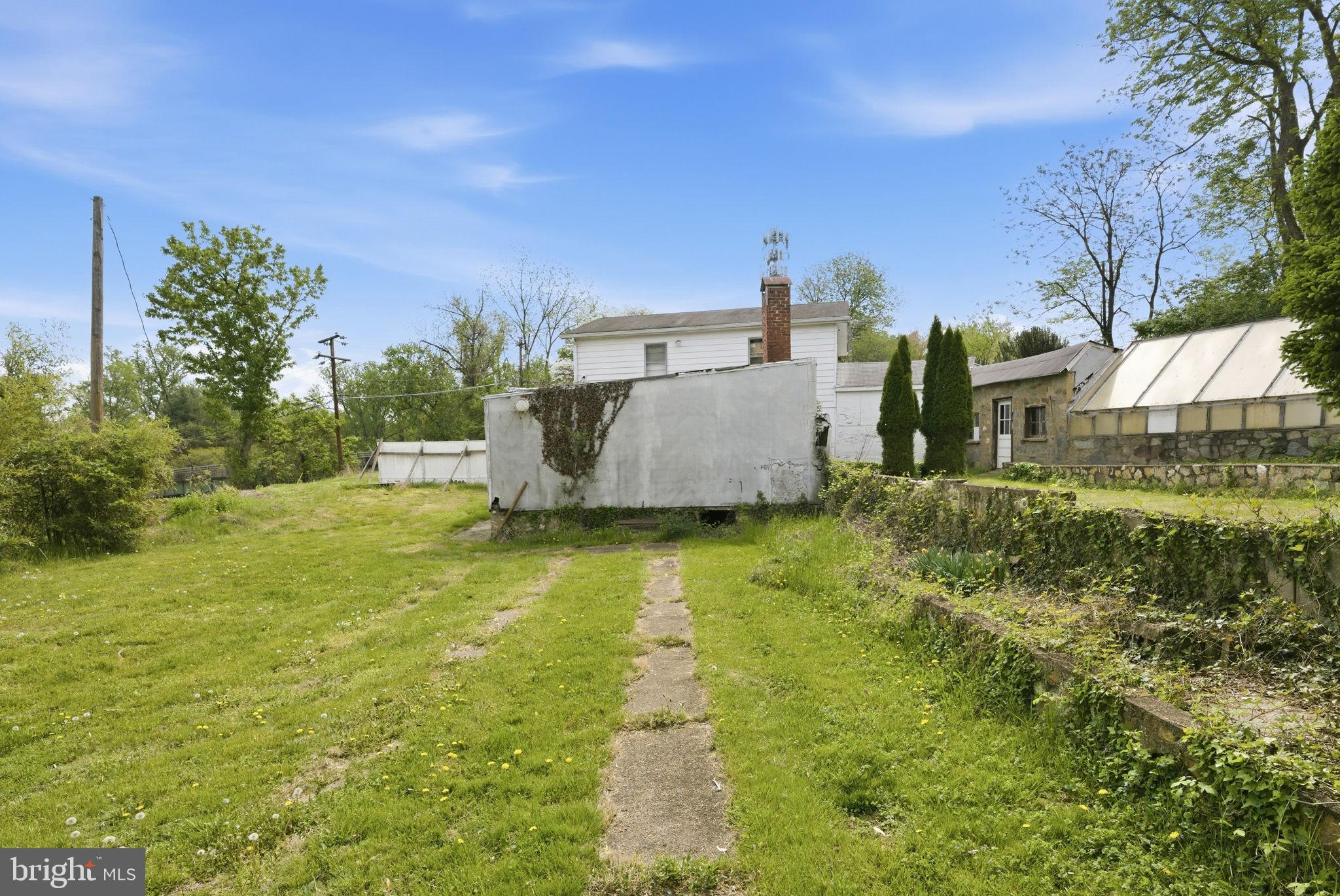 ARLINGWOOD - Residential