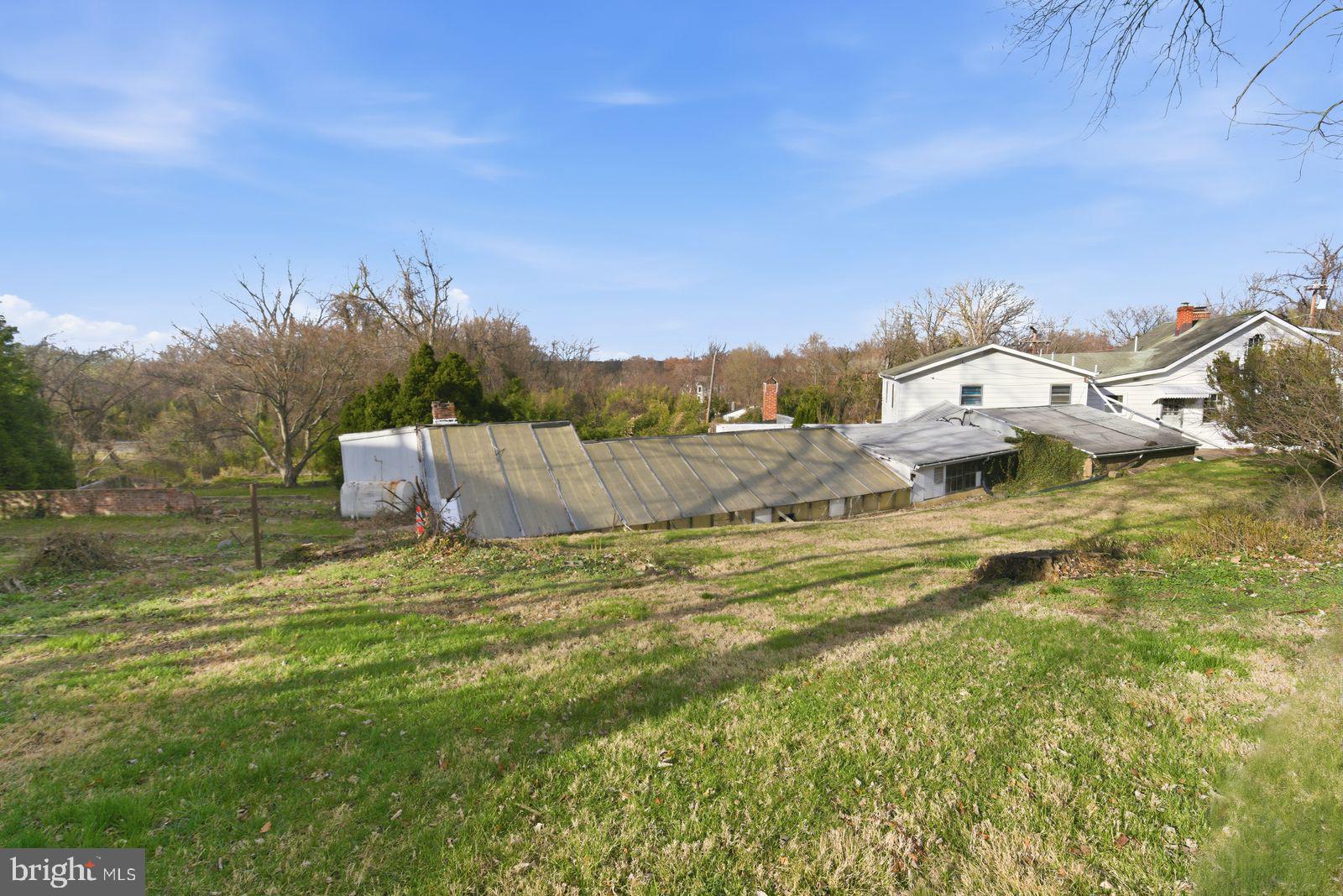 ARLINGWOOD - Residential