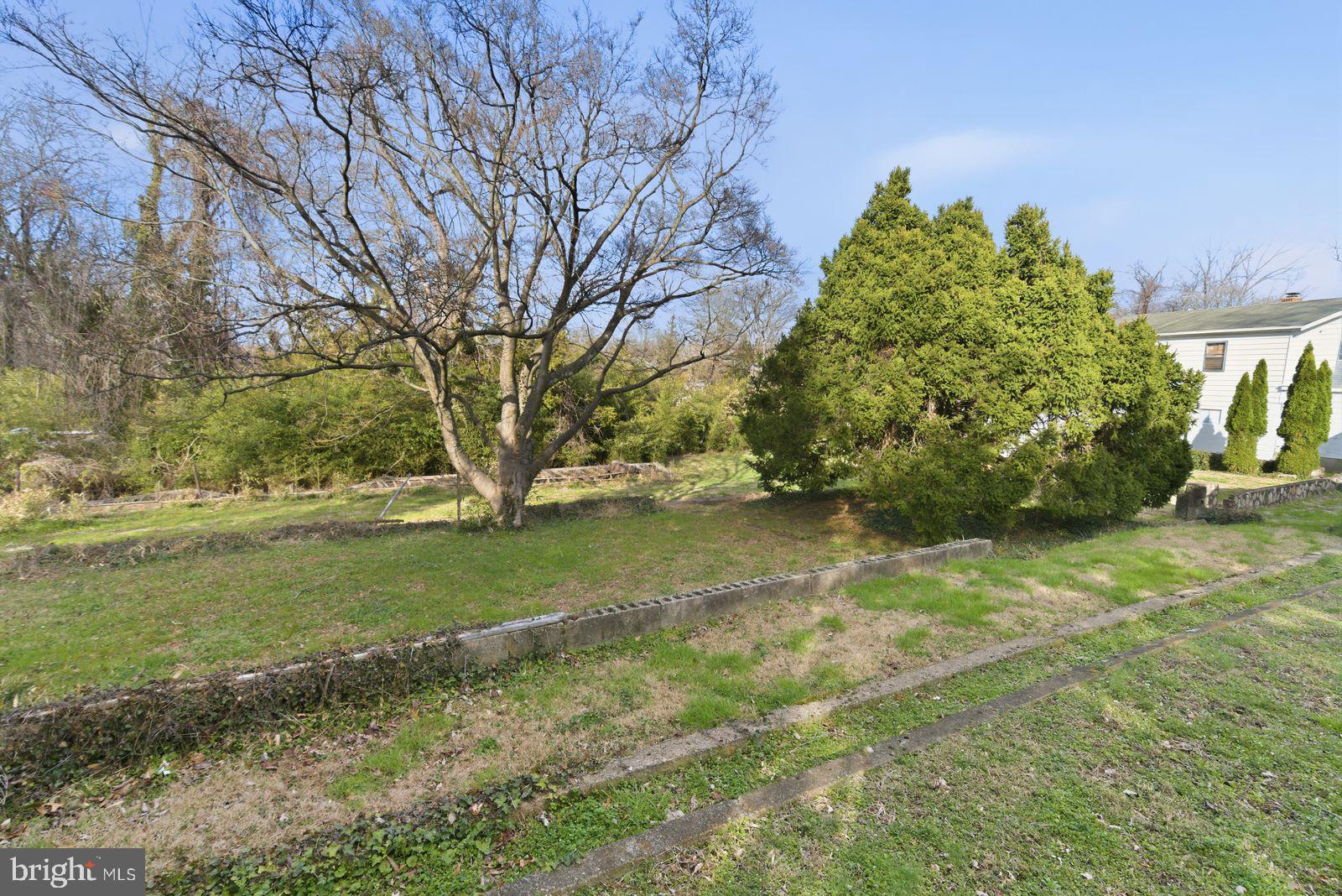 ARLINGWOOD - Residential