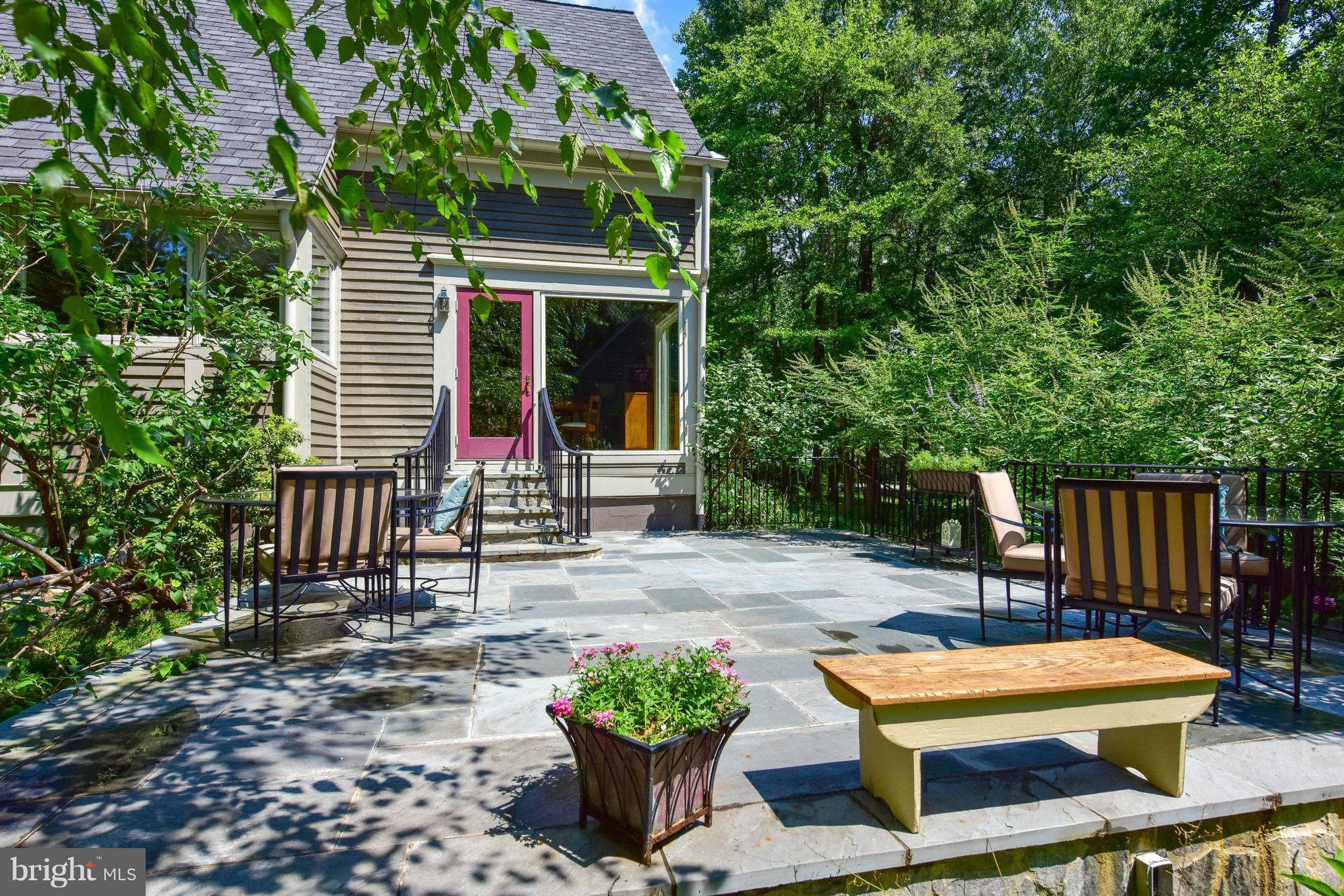 WOODLAND PARK - Residential