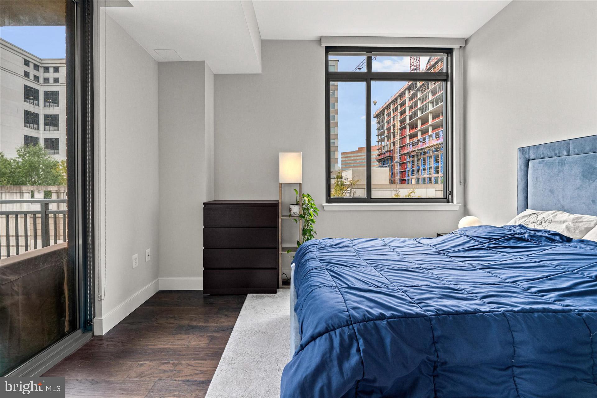 CLARENDON - Residential Lease