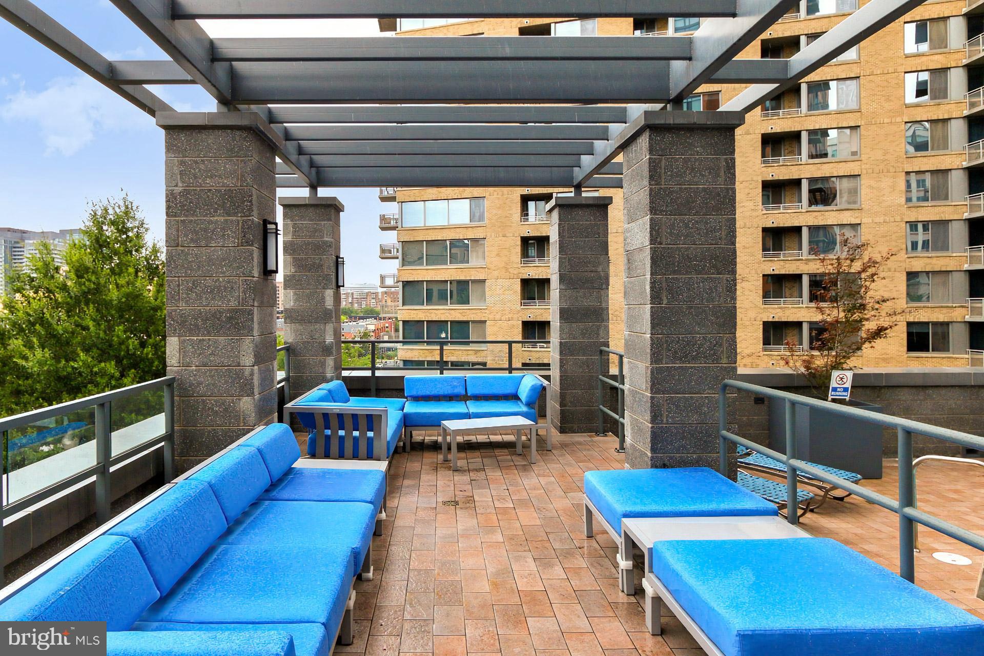 CLARENDON - Residential Lease