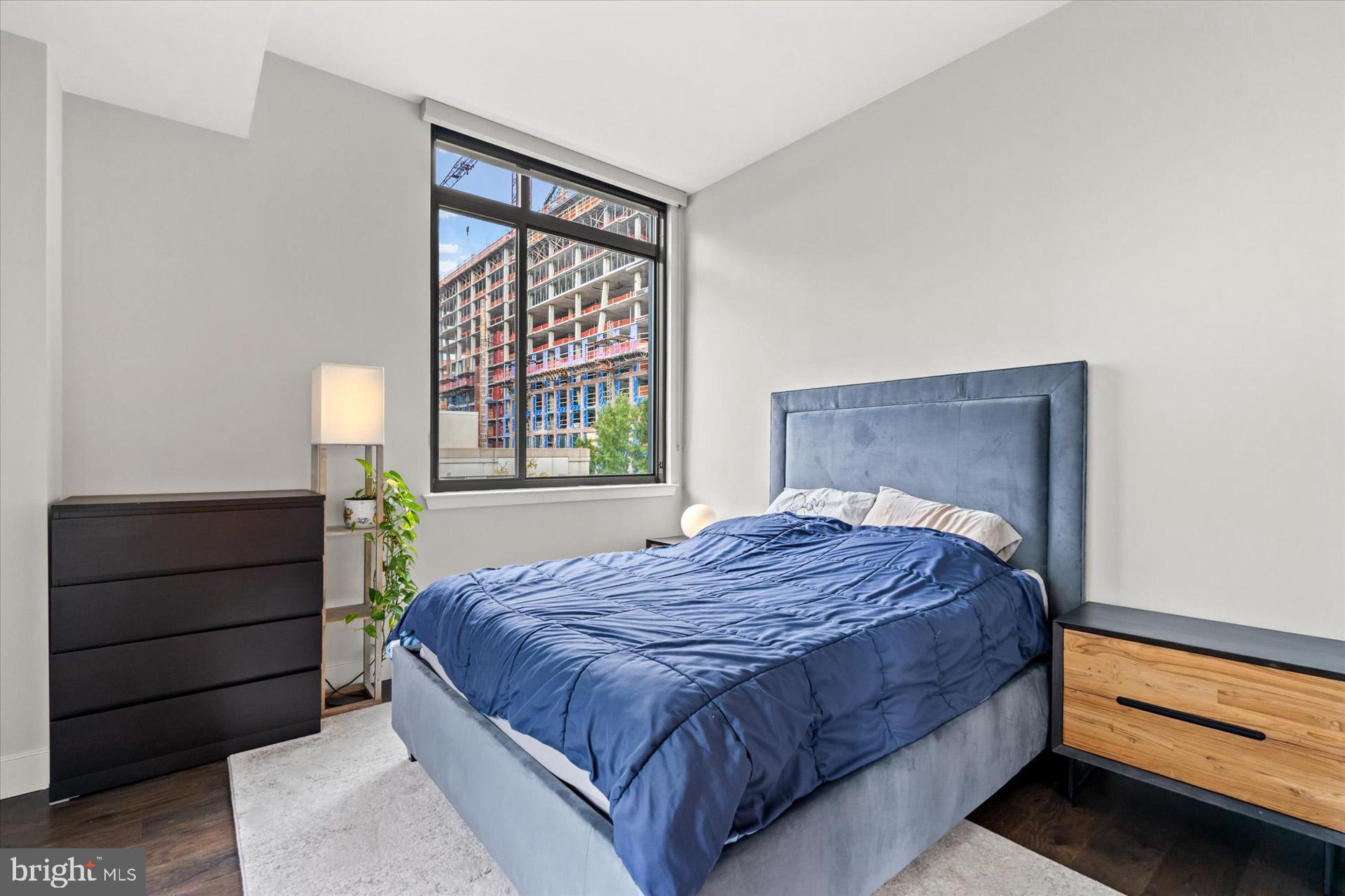 CLARENDON - Residential Lease