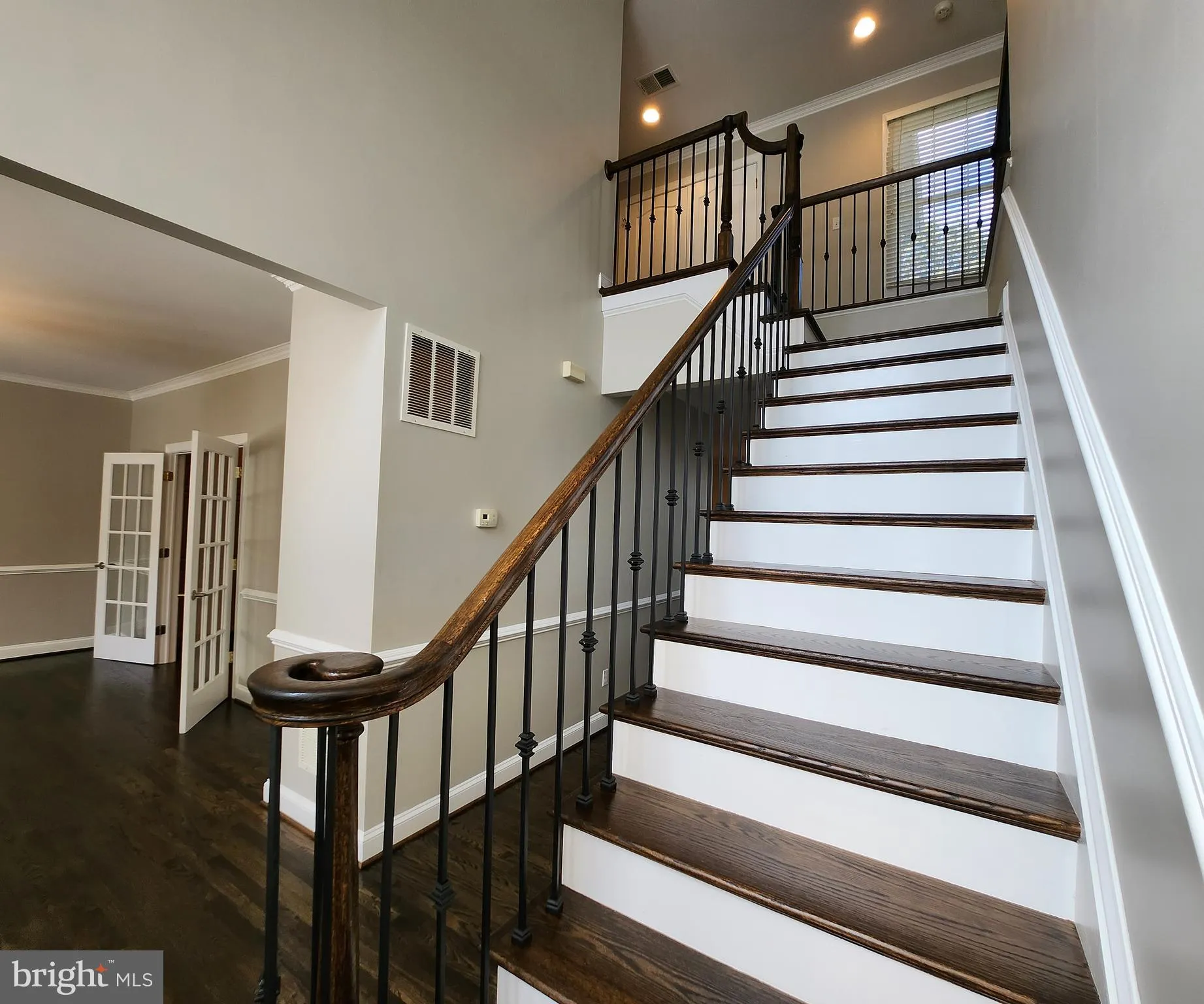 Vienna, Virginia 22180, United States, 6 Bedrooms Bedrooms, ,5 BathroomsBathrooms,Residential,Active,241312