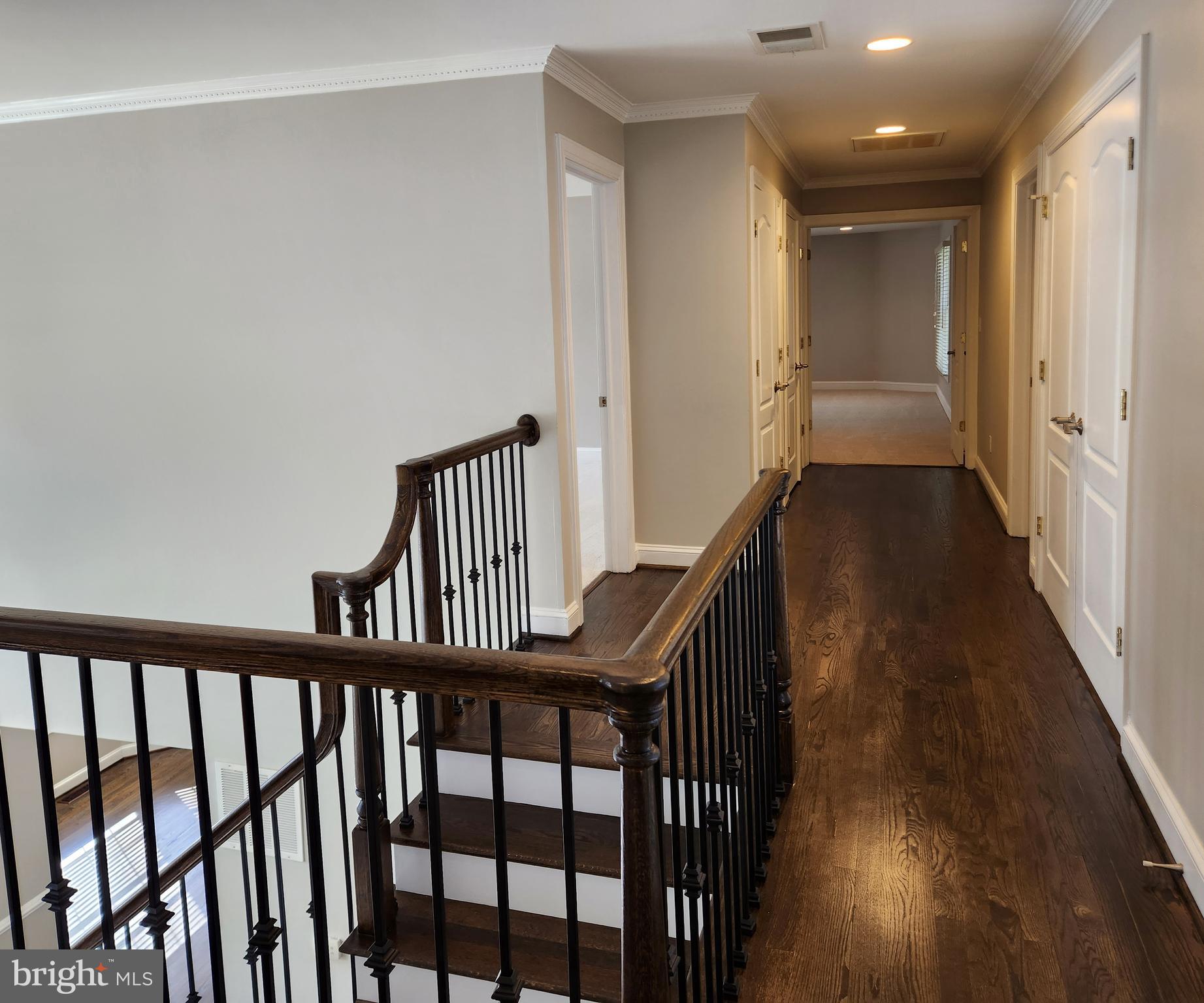 VIENNA WOODS - Residential Lease