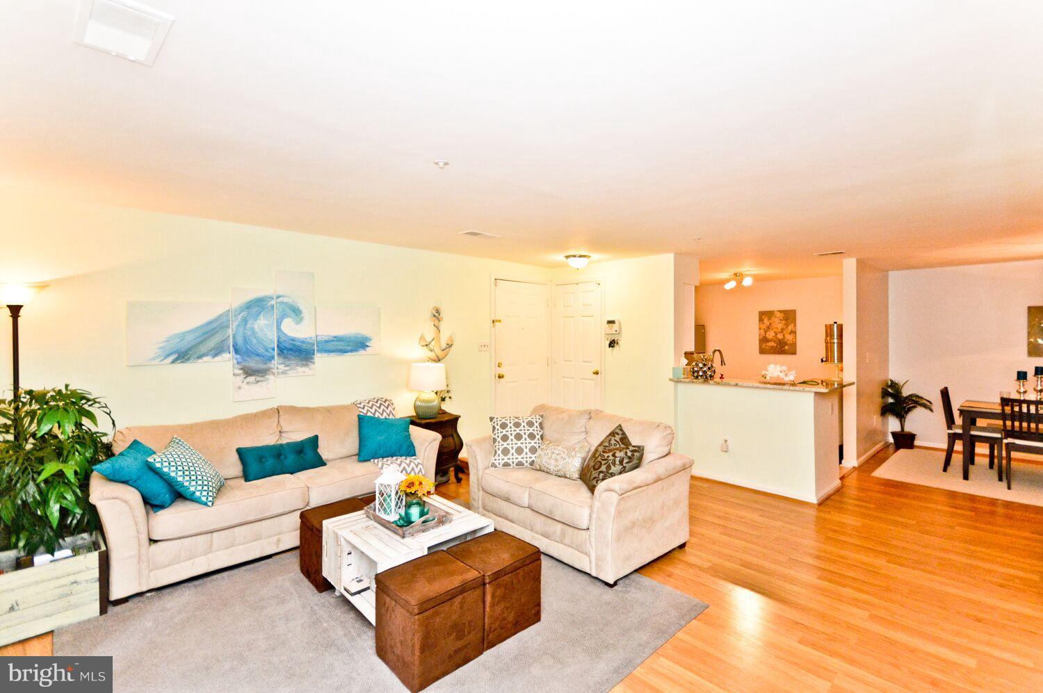 STRATFORD PLACE AT KINGS - Residential