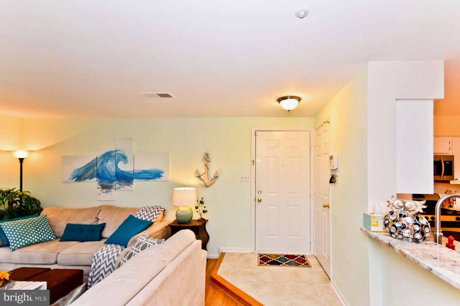 STRATFORD PLACE AT KINGS - Residential