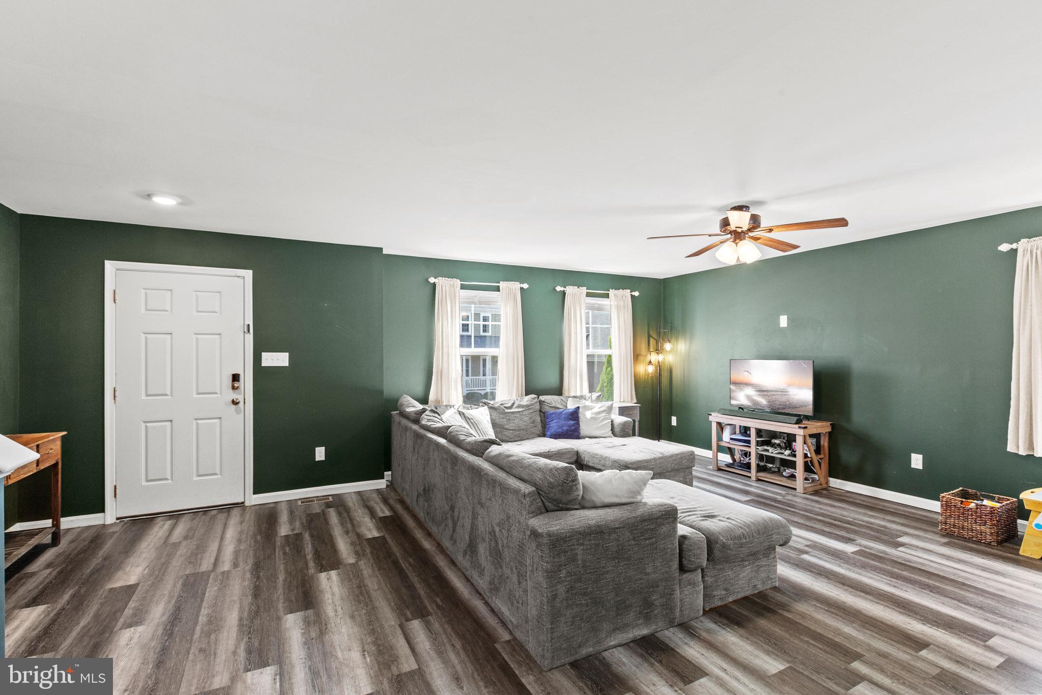 SOUTH RIVER - Residential
