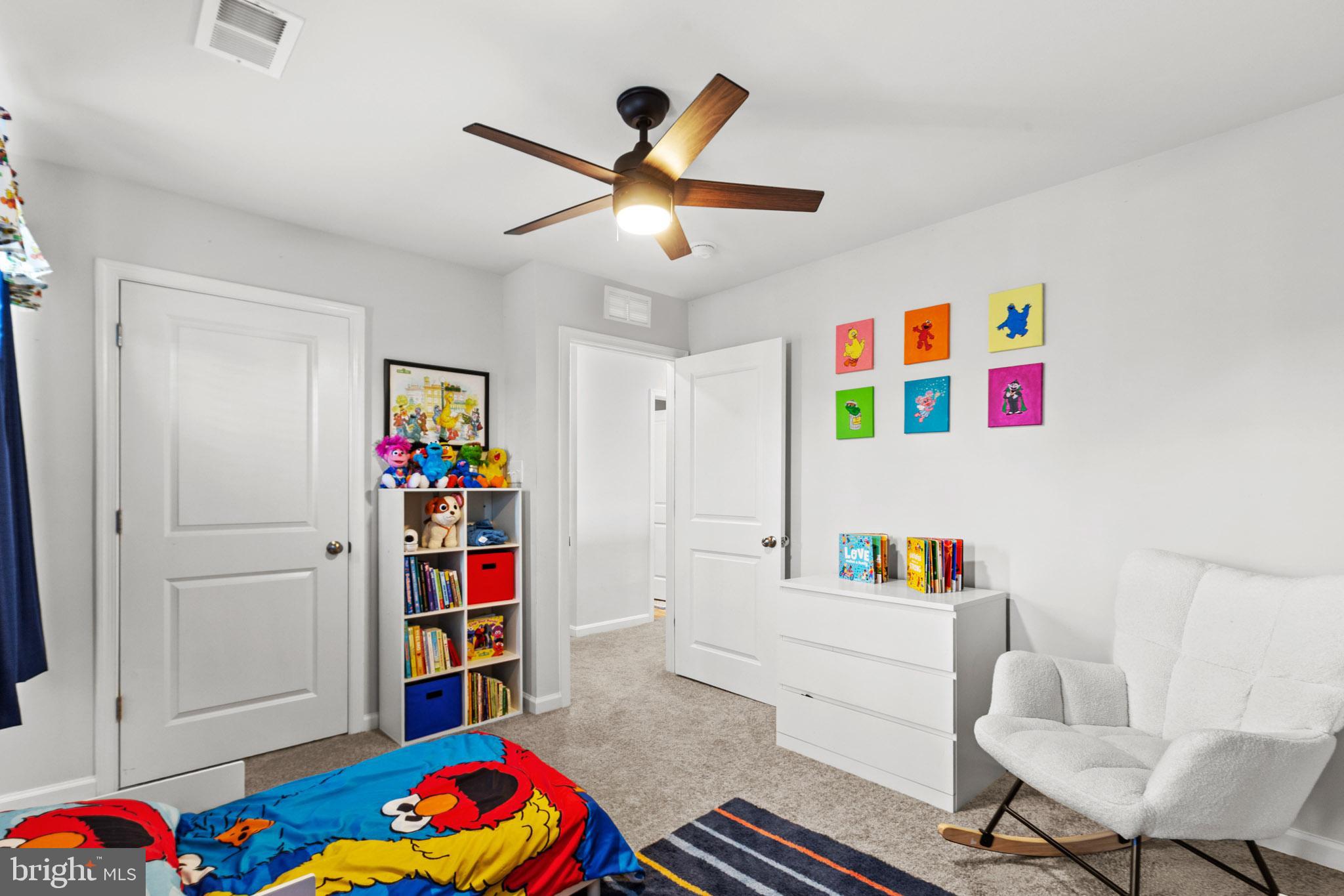 SOUTH RIVER - Residential