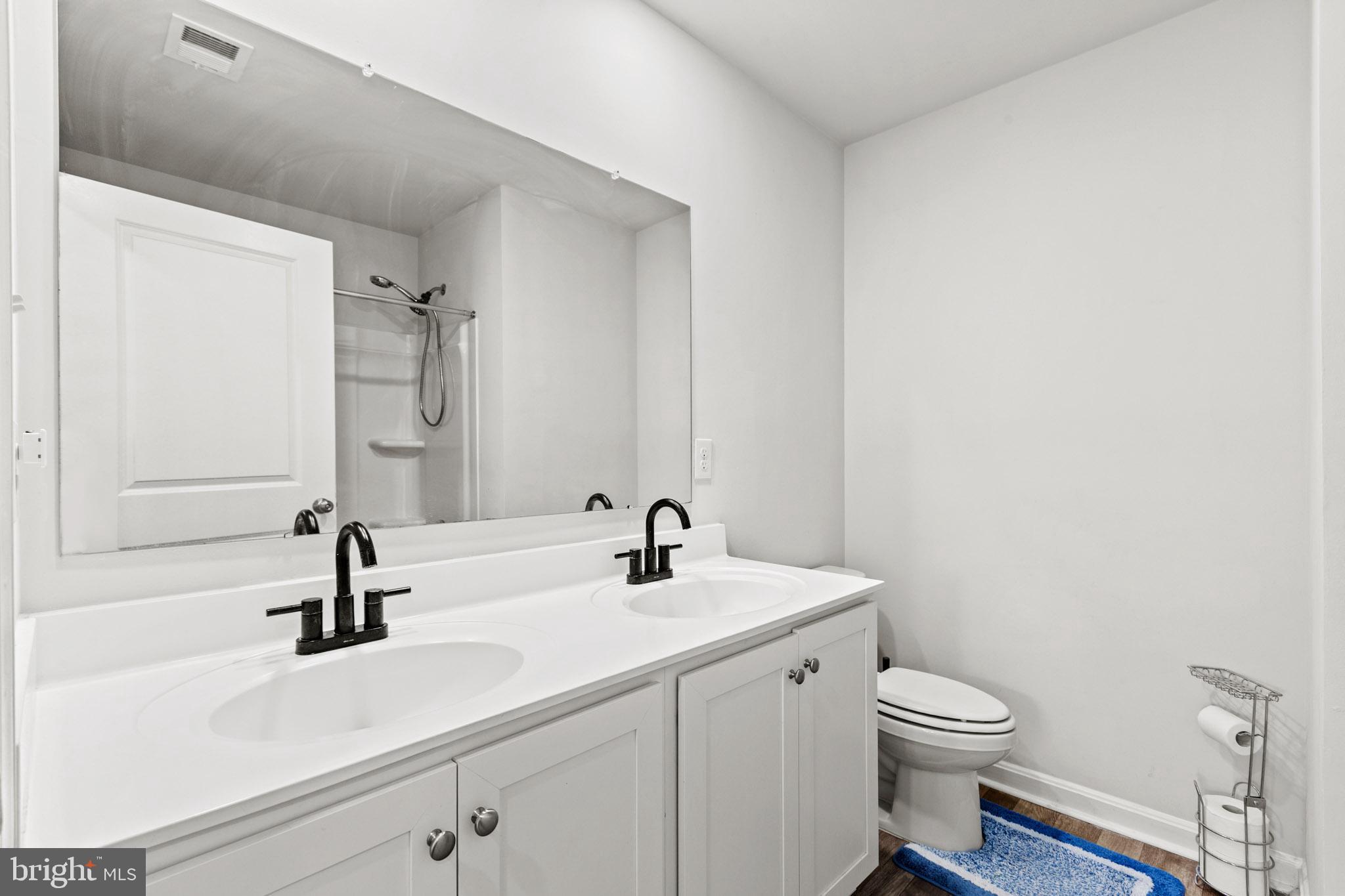 SOUTH RIVER - Residential