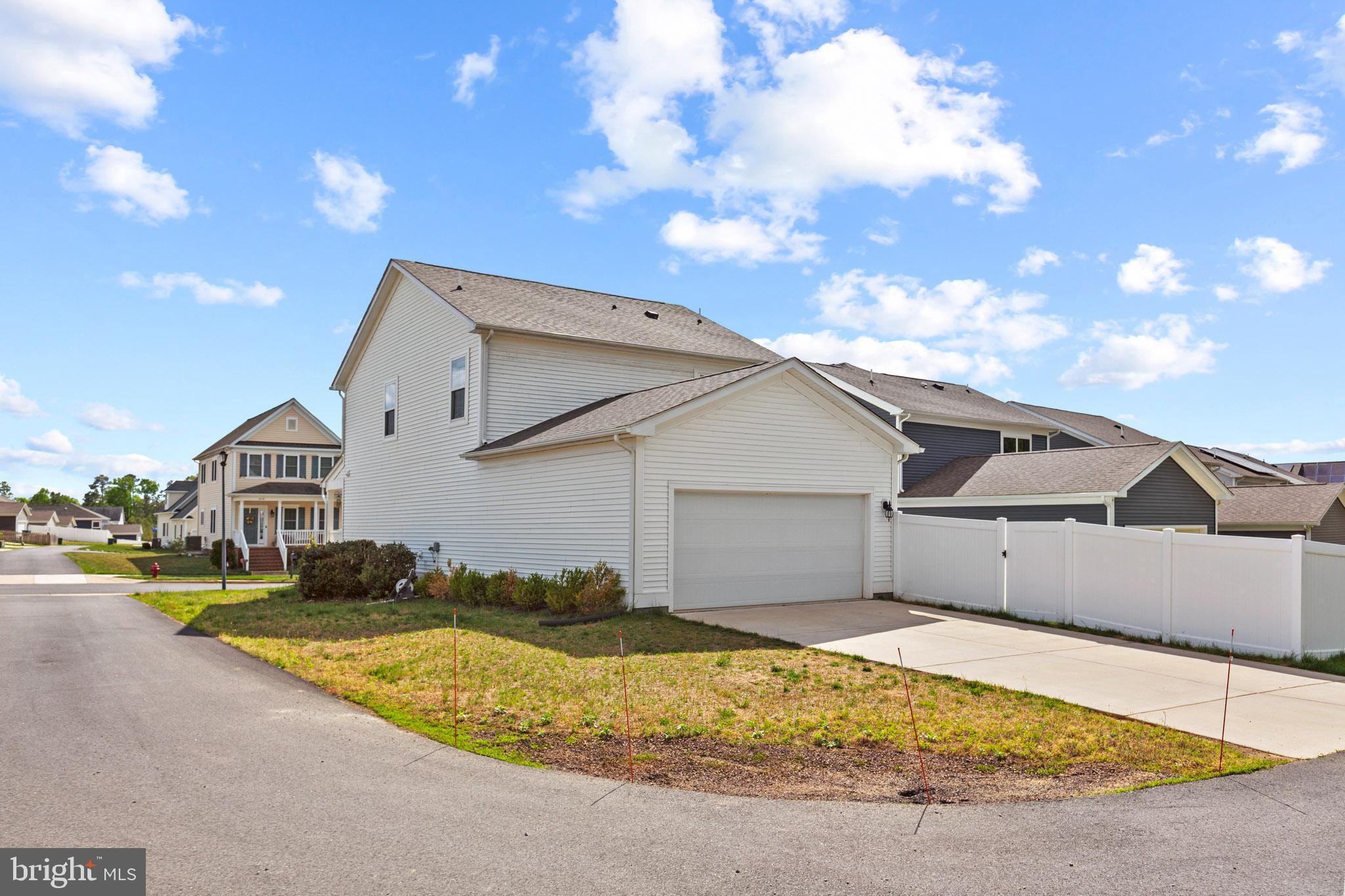 SOUTH RIVER - Residential