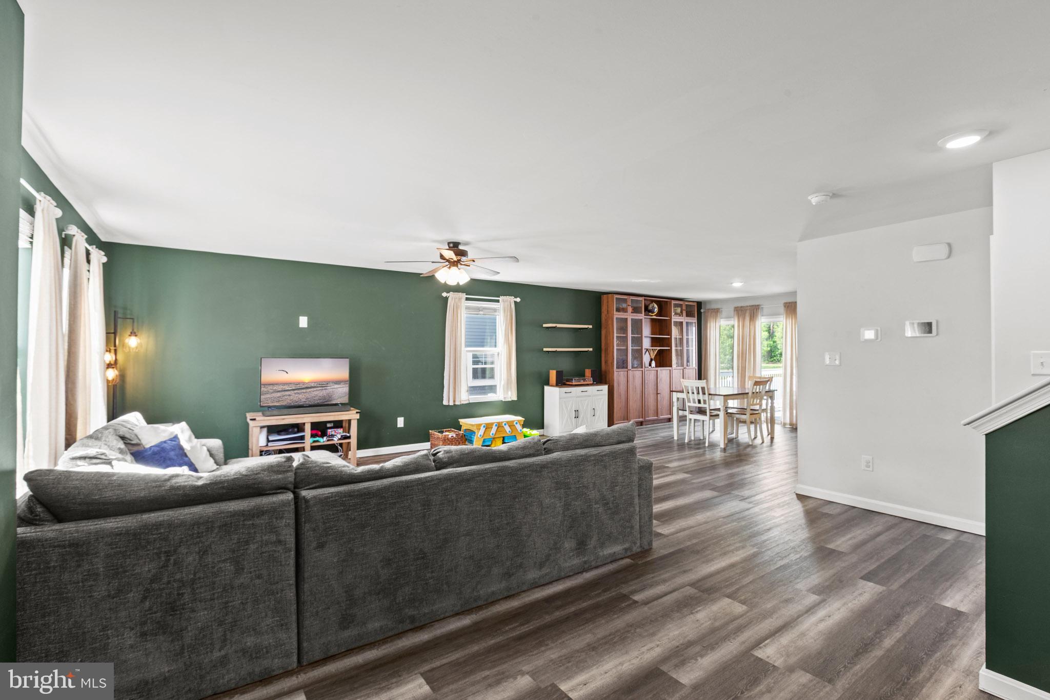 SOUTH RIVER - Residential