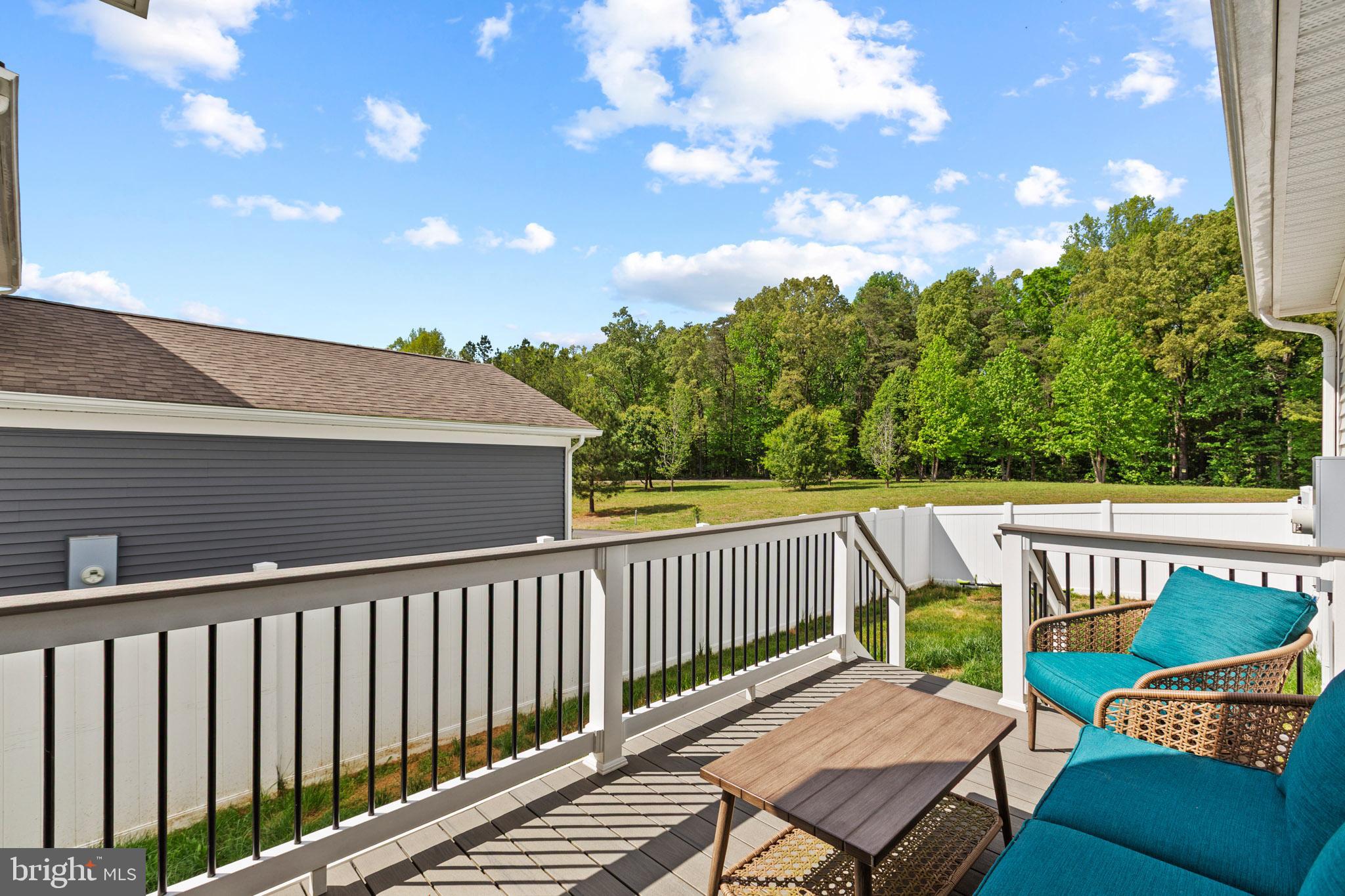 SOUTH RIVER - Residential