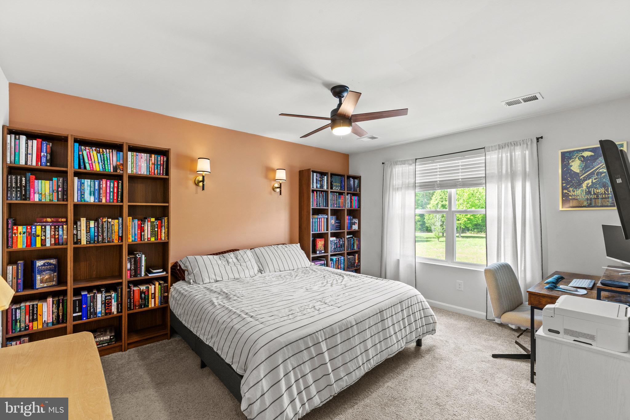 SOUTH RIVER - Residential