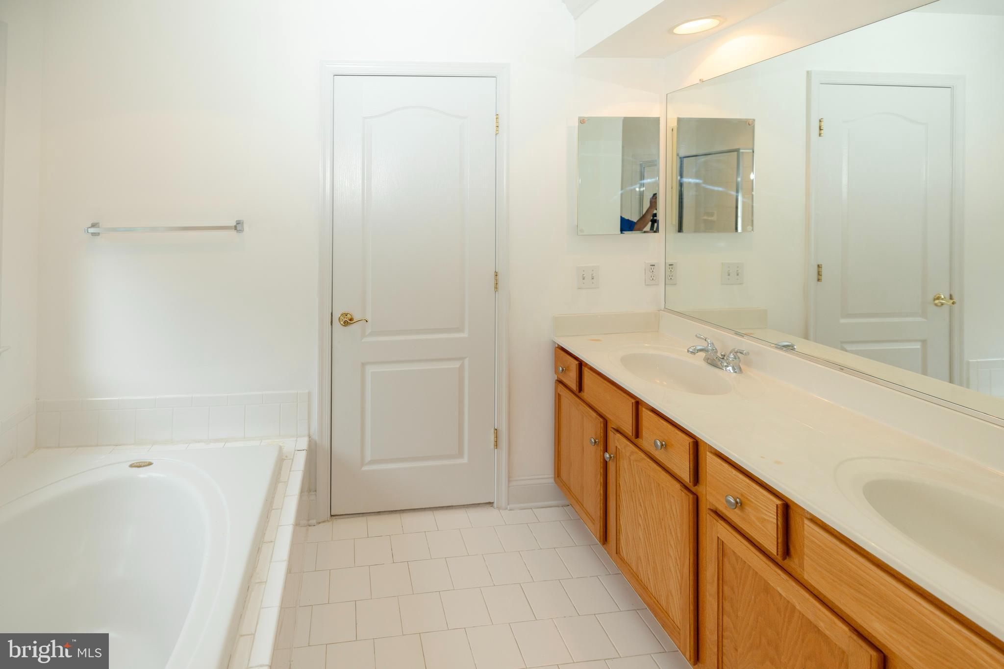 ROSEDALE - Residential