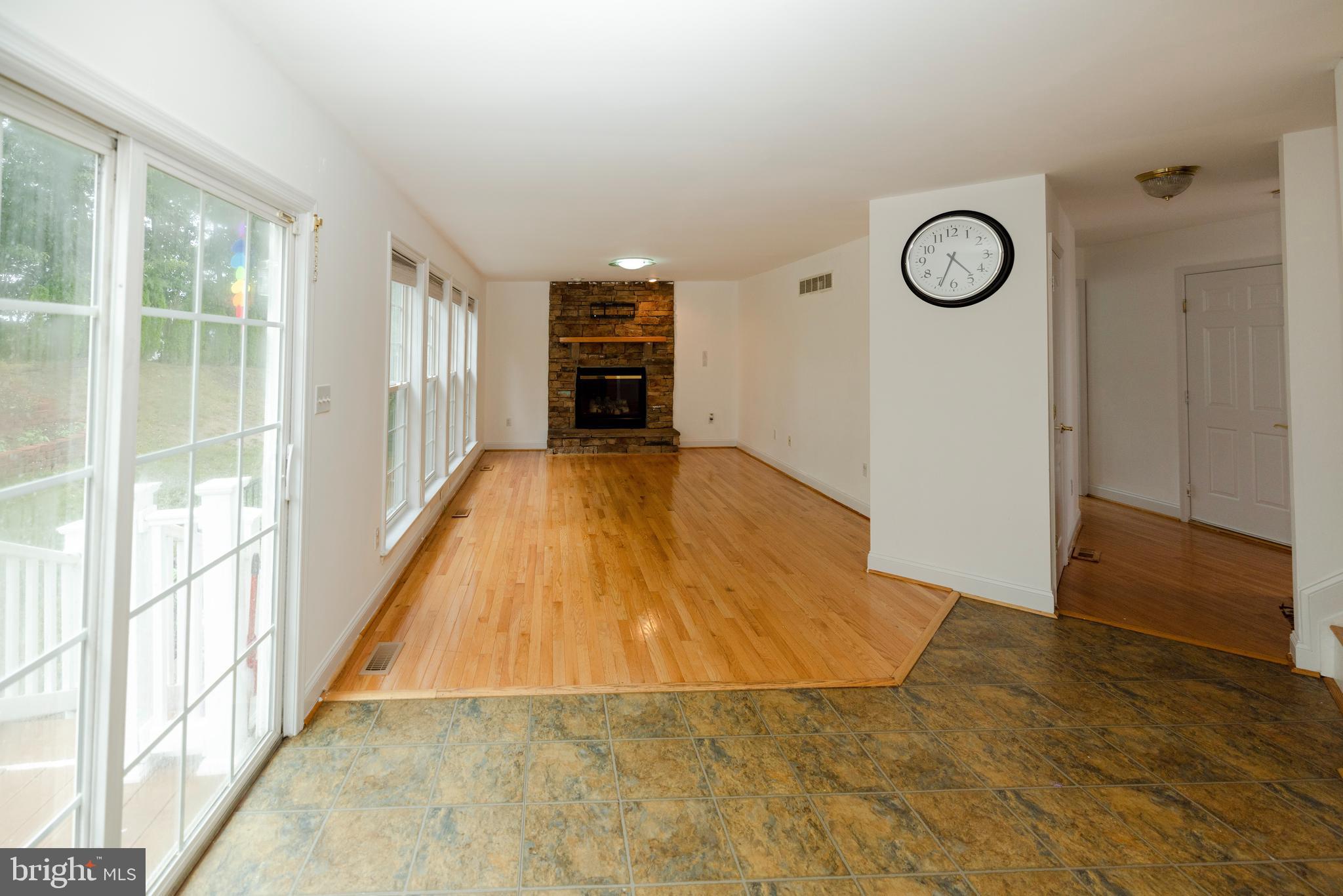 ROSEDALE - Residential