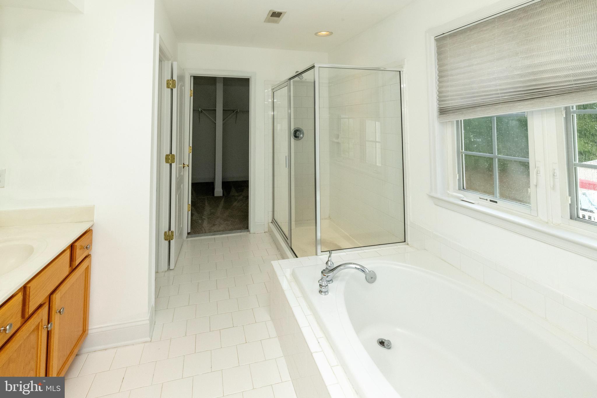 ROSEDALE - Residential