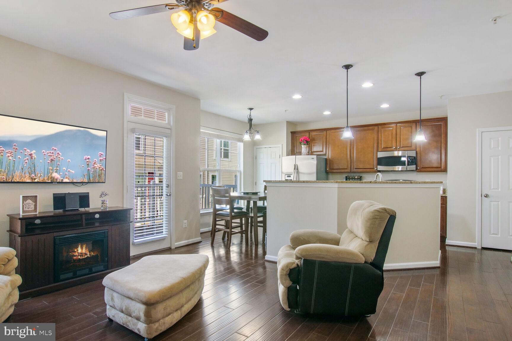 24650 CARIBOU SQUARE .