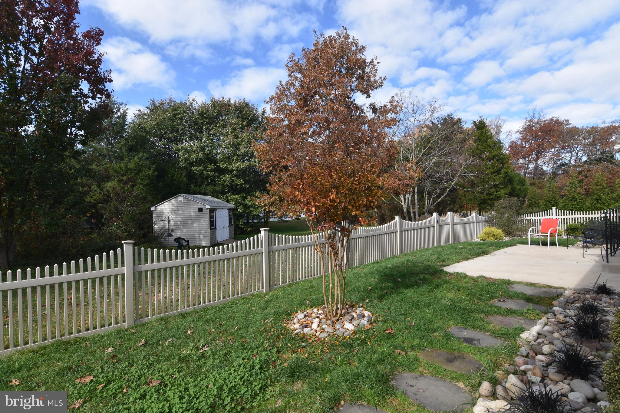 ELIZA DAVIS - Residential