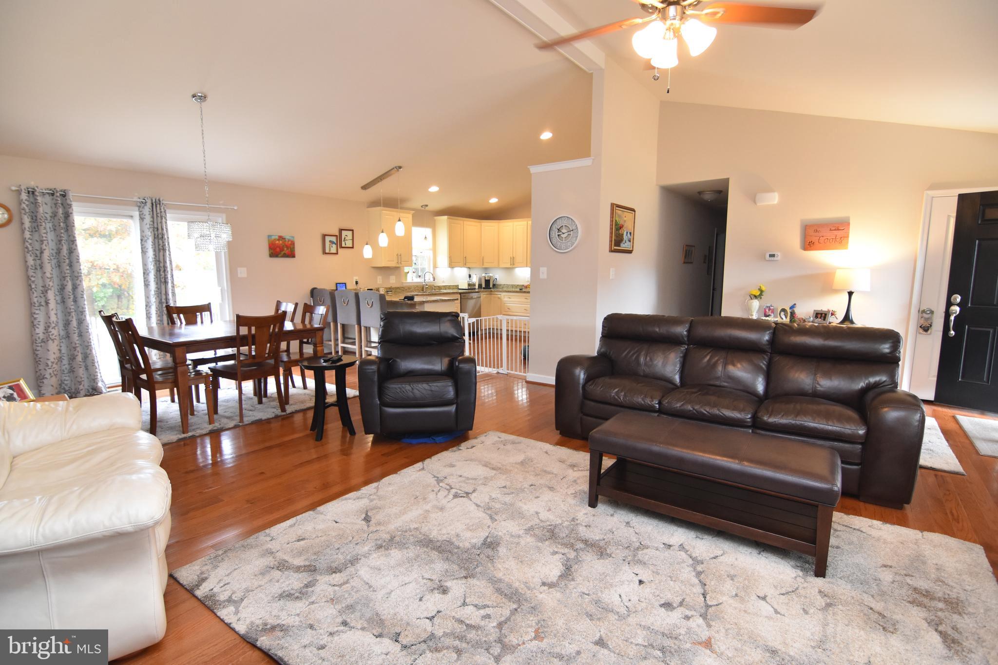 ELIZA DAVIS - Residential