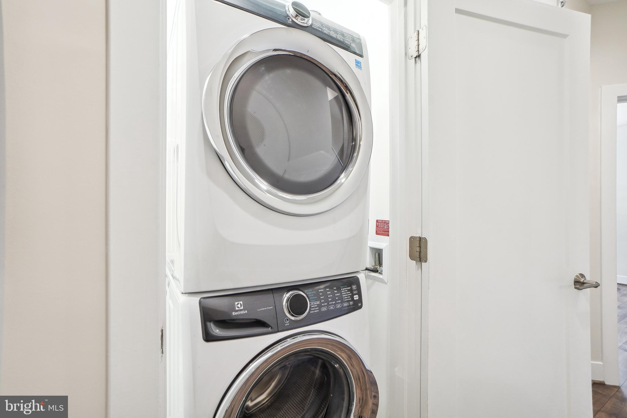 TOWER OAKS - Residential