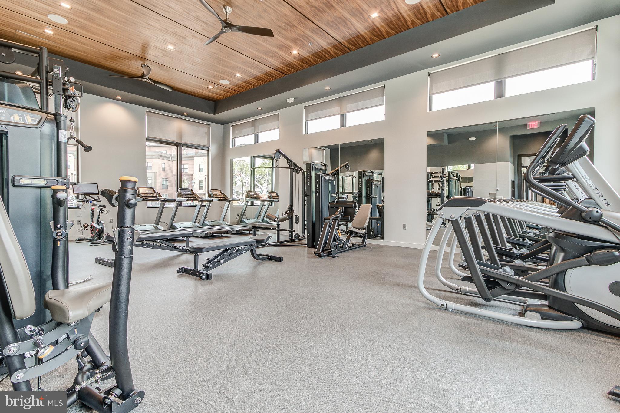 TOWER OAKS - Residential