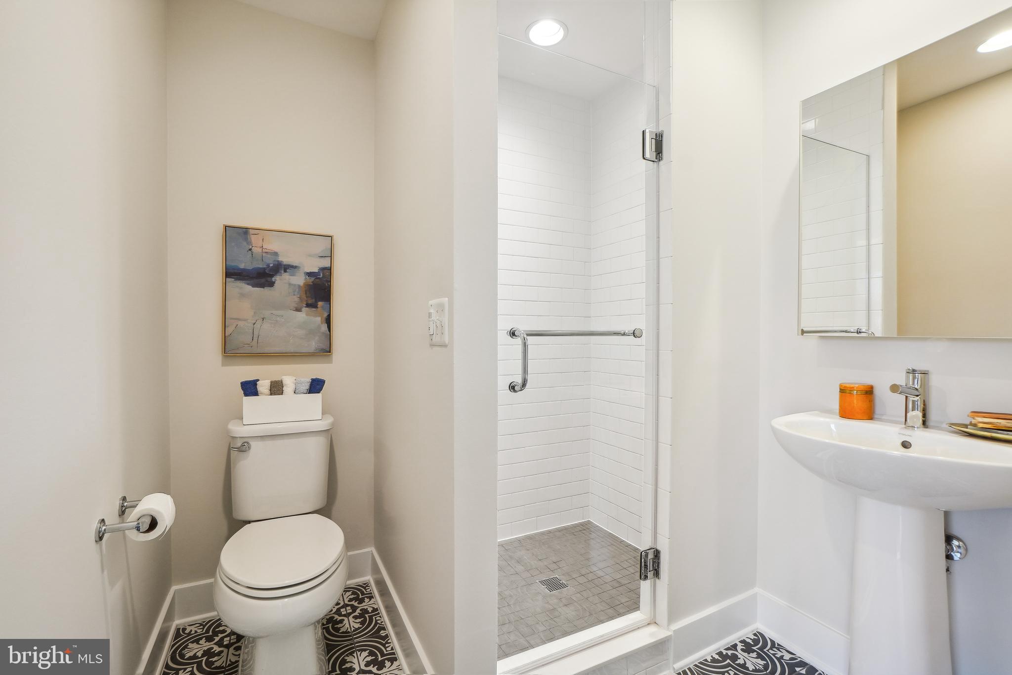 TOWER OAKS - Residential