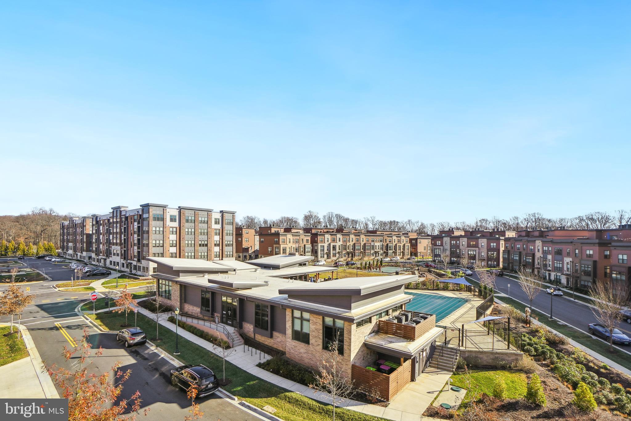 TOWER OAKS - Residential