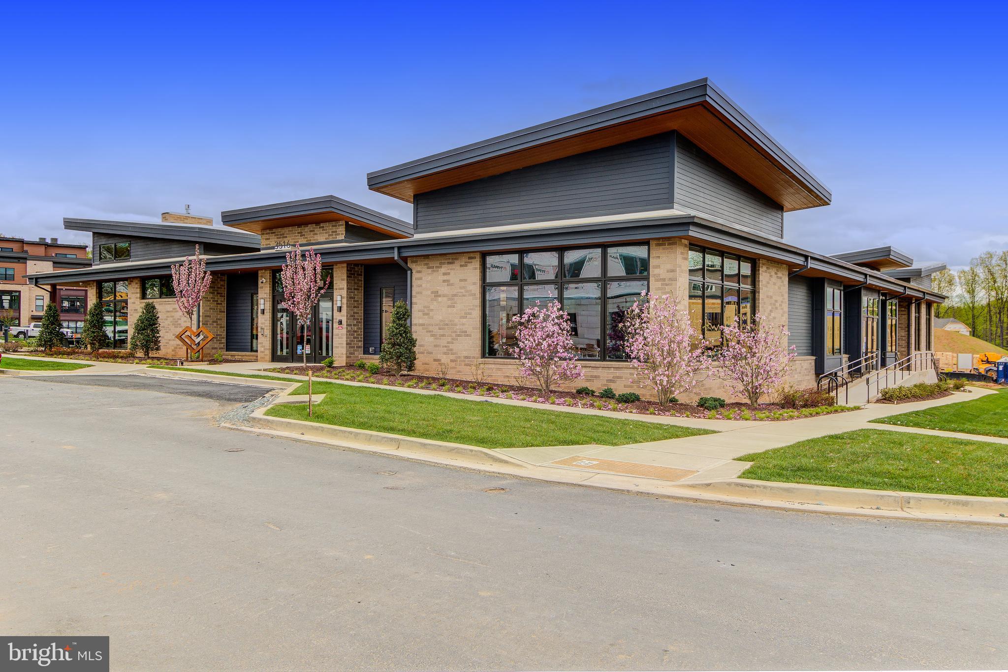 TOWER OAKS - Residential