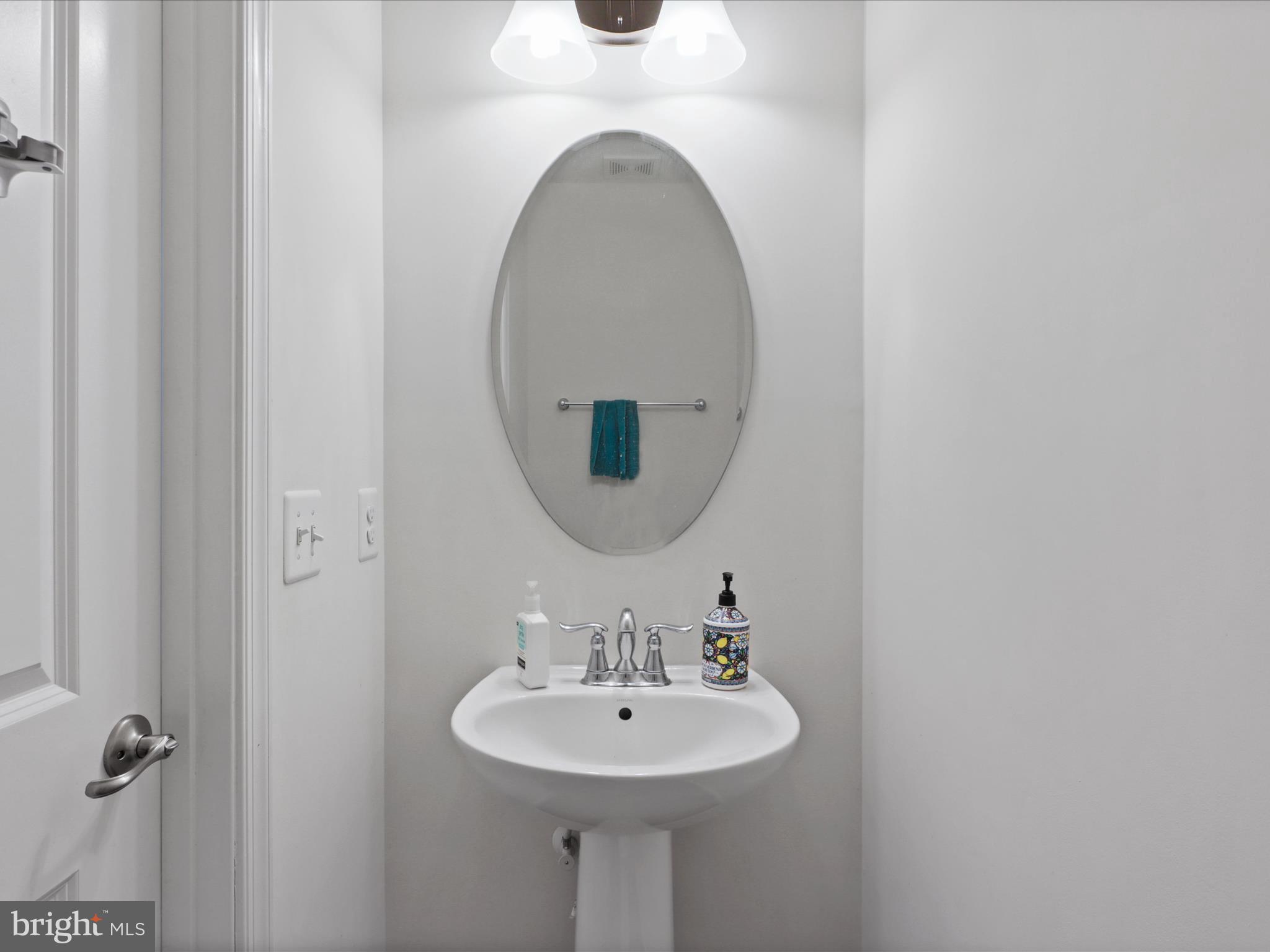 MOOREFIELD STATION - Residential Lease