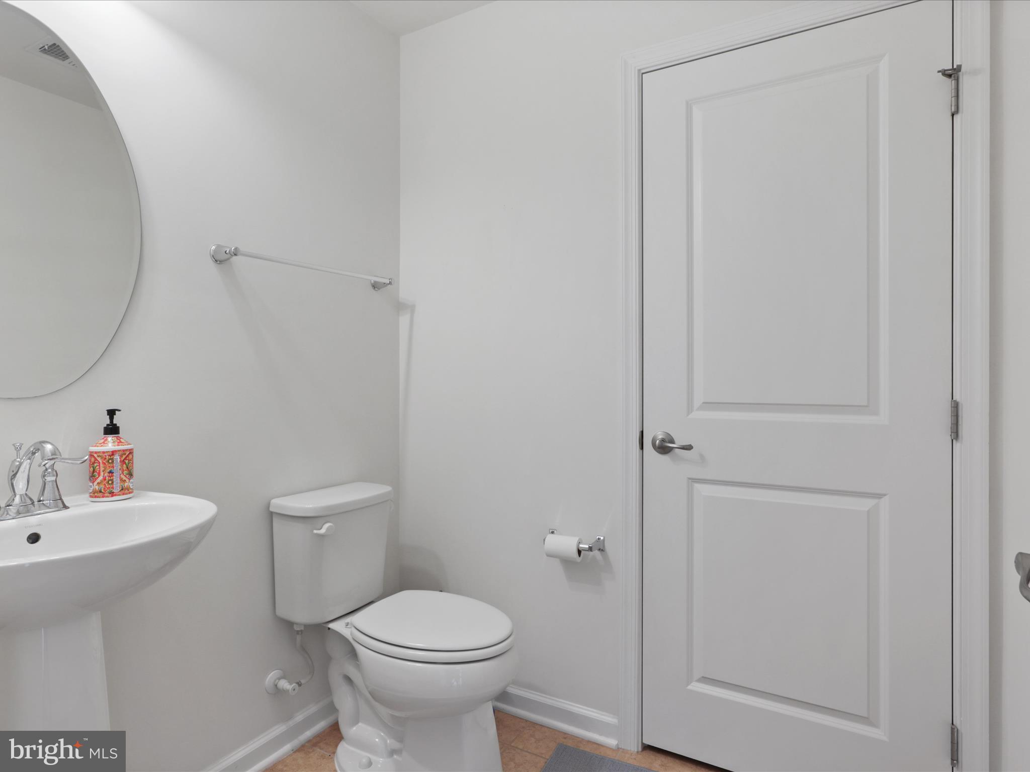 MOOREFIELD STATION - Residential Lease