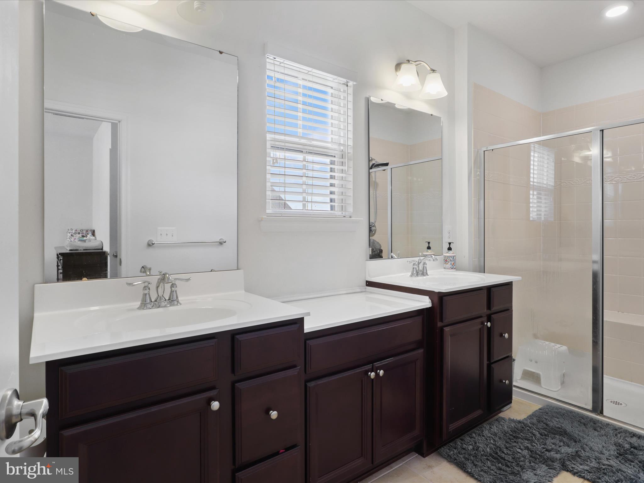 MOOREFIELD STATION - Residential Lease