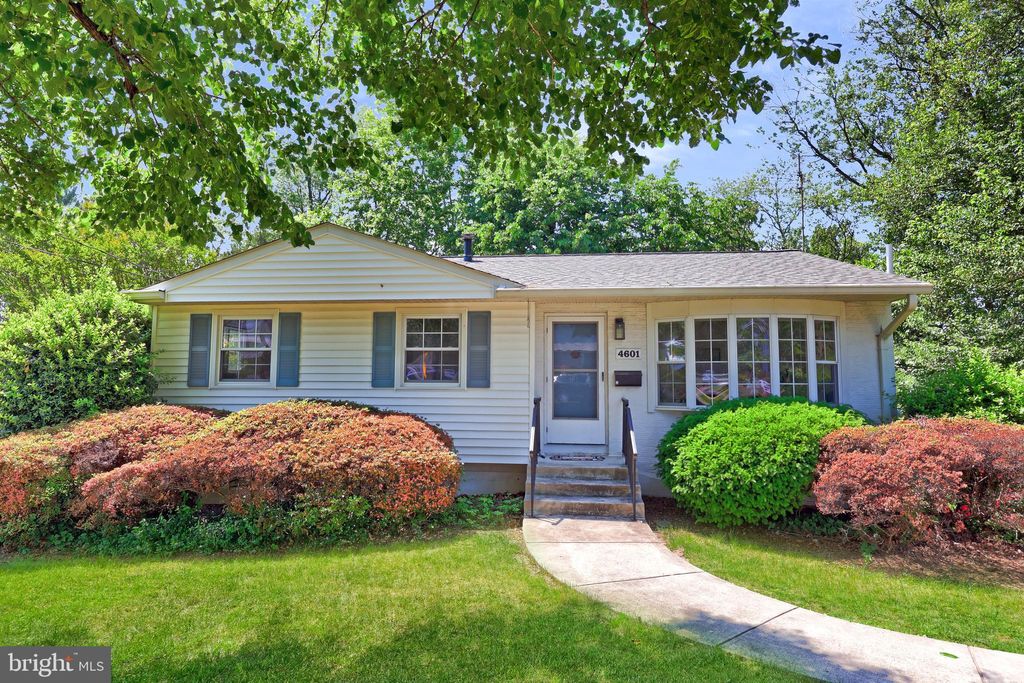 Photo of 4601 Picot Road, ALEXANDRIA, VA 22310 (MLS # VAFX2309424)