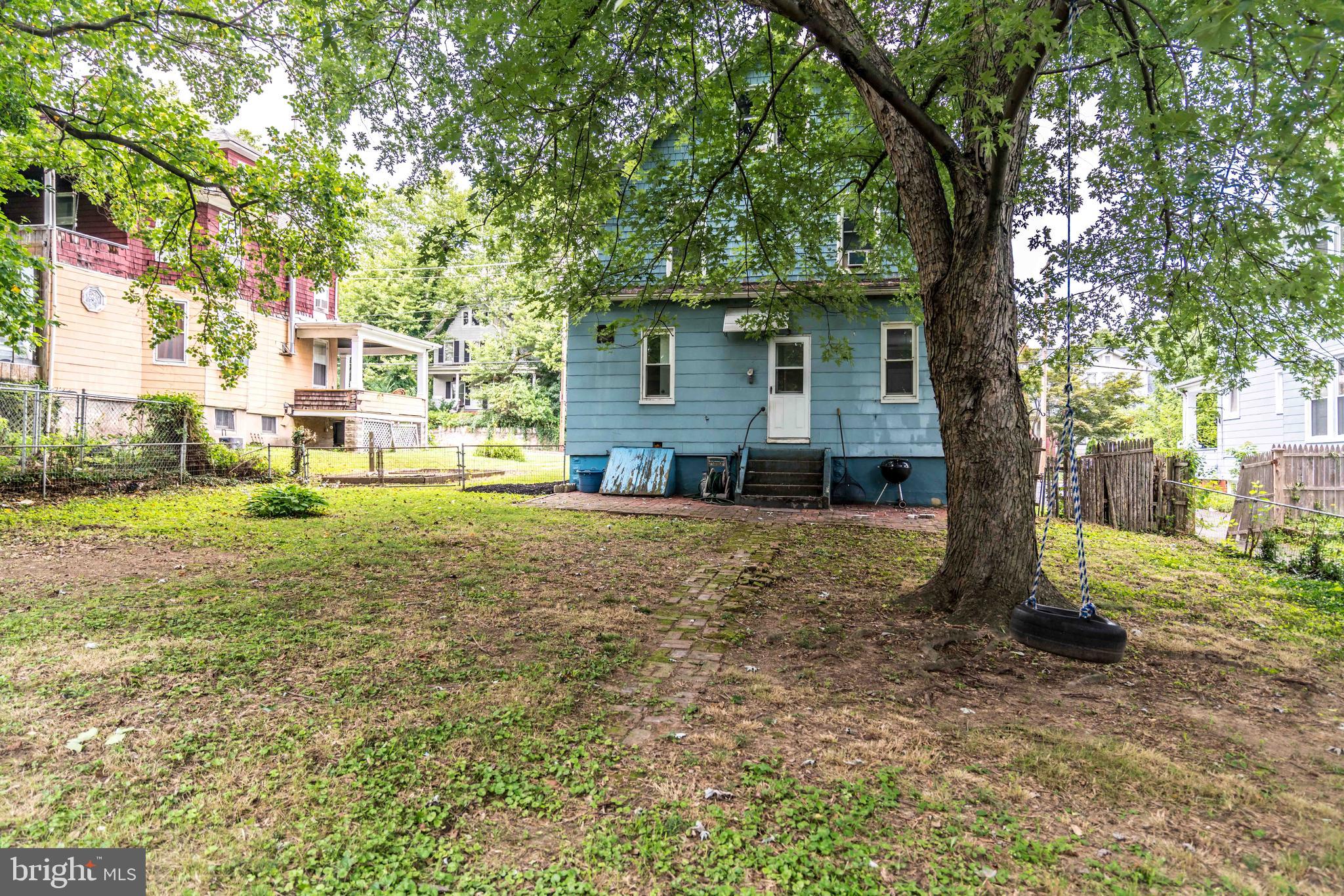 HAMILTON HEIGHTS - Residential