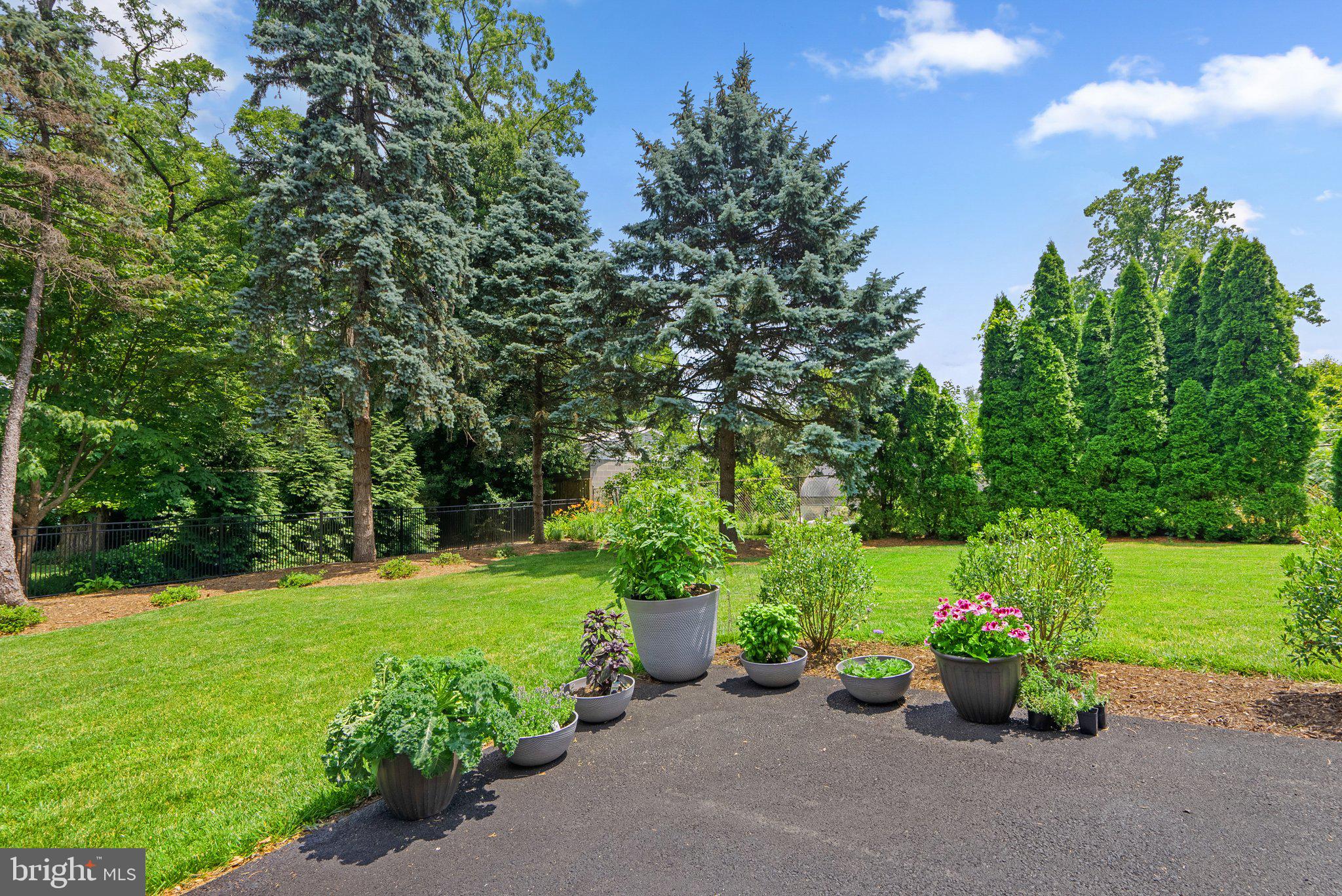 SILVER SPRING - Residential