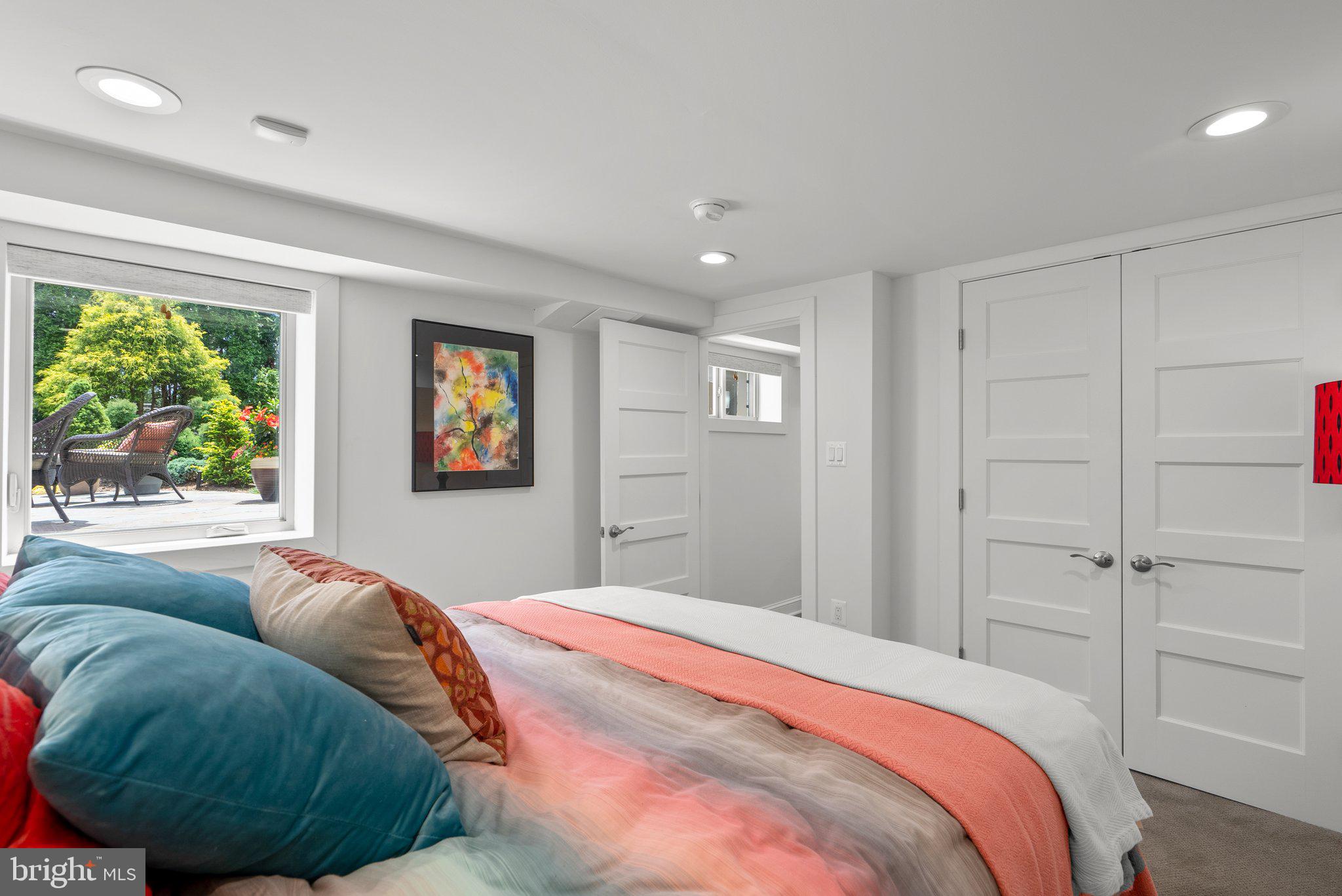 SILVER SPRING - Residential