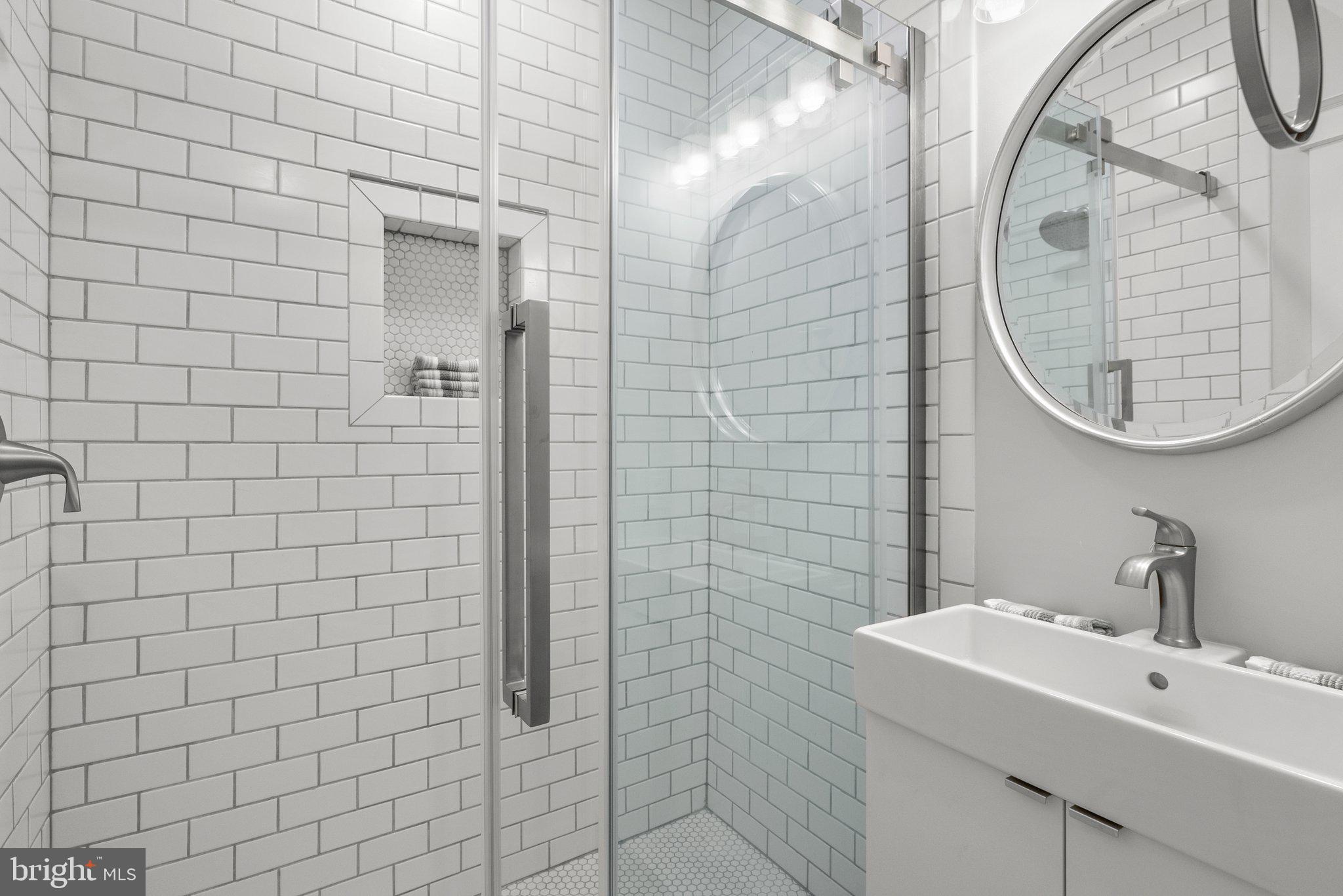 SILVER SPRING - Residential